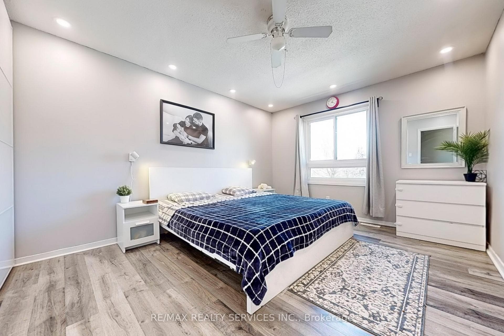 960 Glen Street Unit 37 photo 11