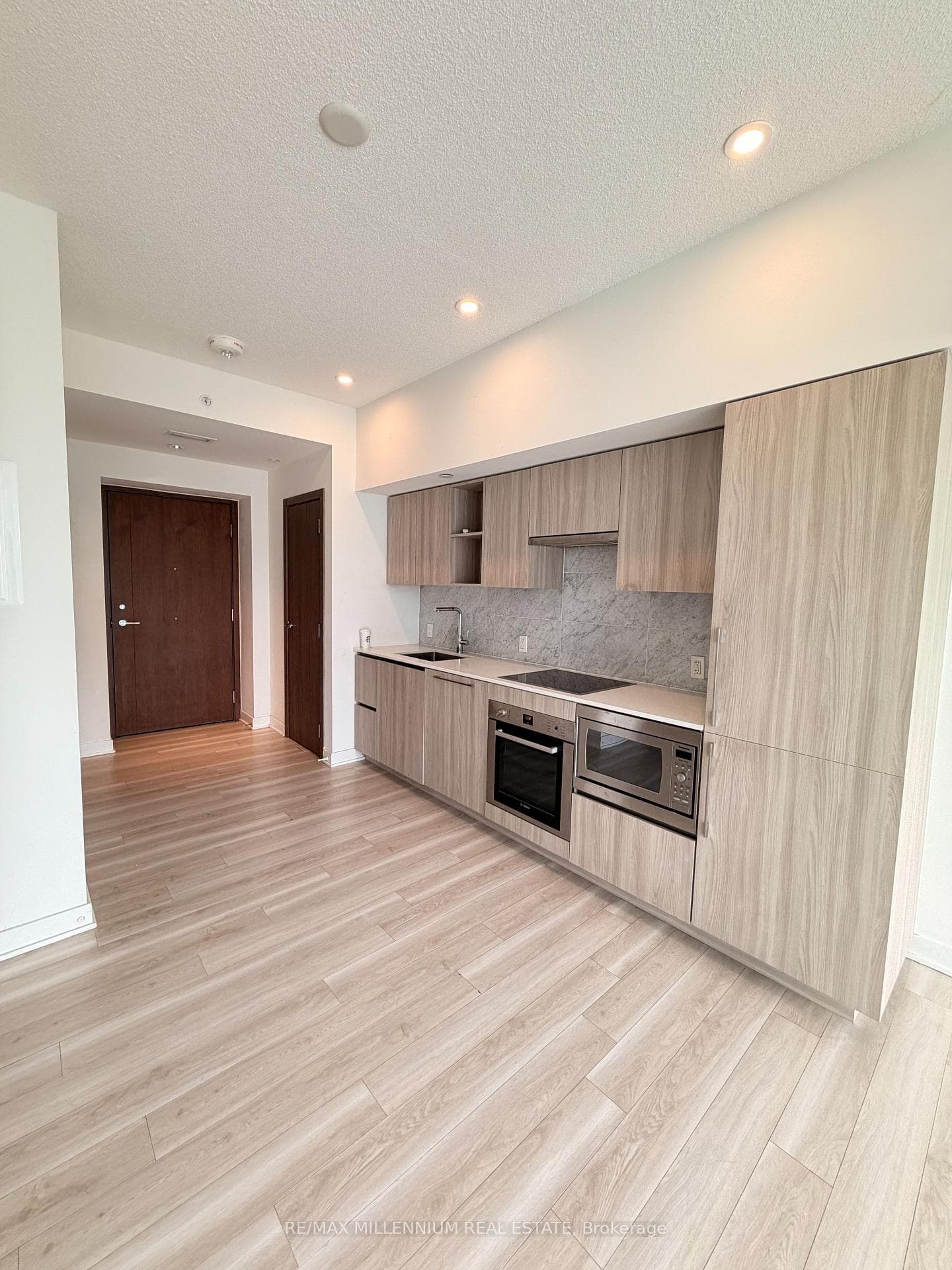 17 Bathurst Street Unit 3209 photo 9