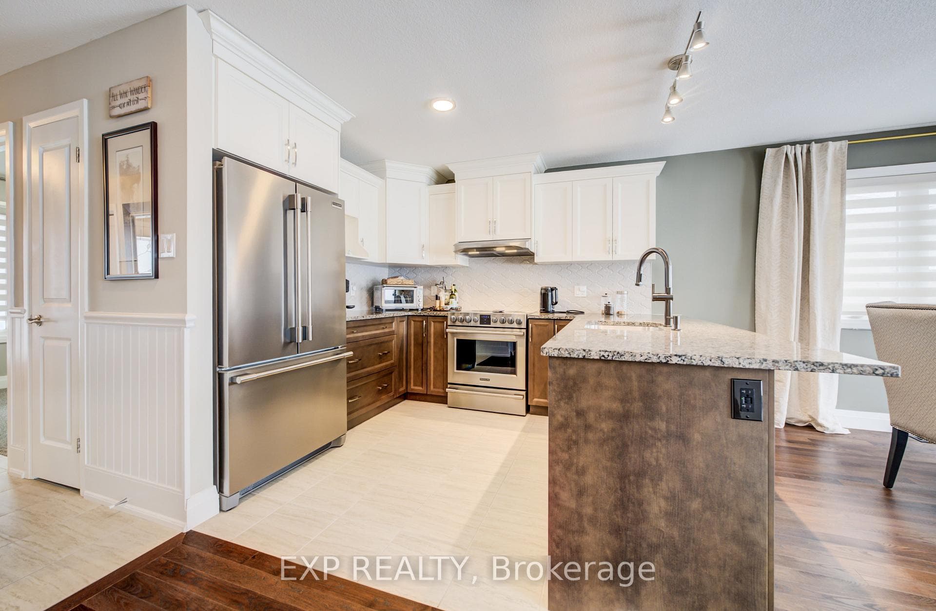 130 Bridge Crescent photo 5