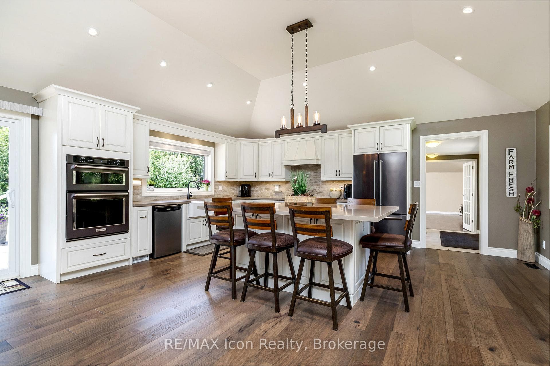 Chef-Inspired Kitchen