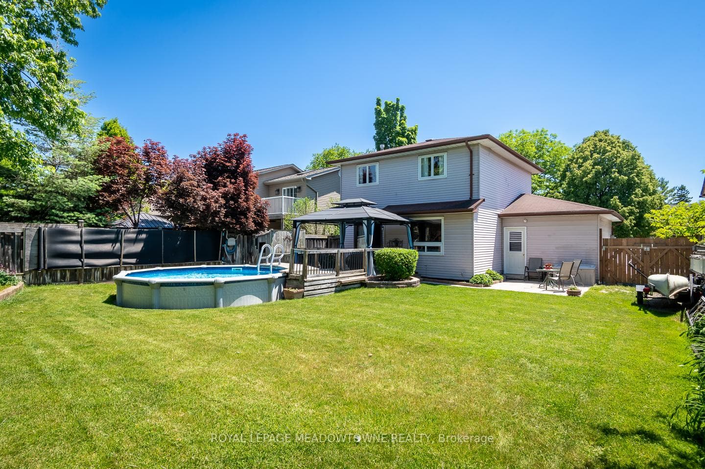 889 Morley Avenue photo 41