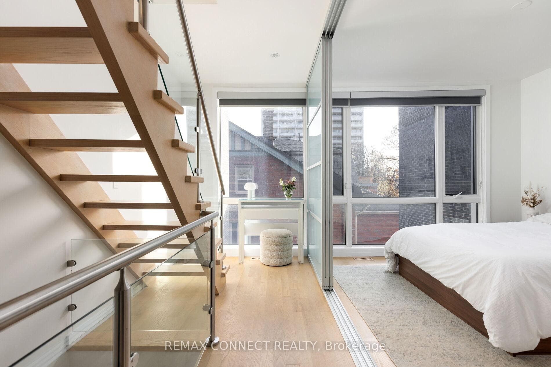126 Spadina Road Unit TH3 photo 22
