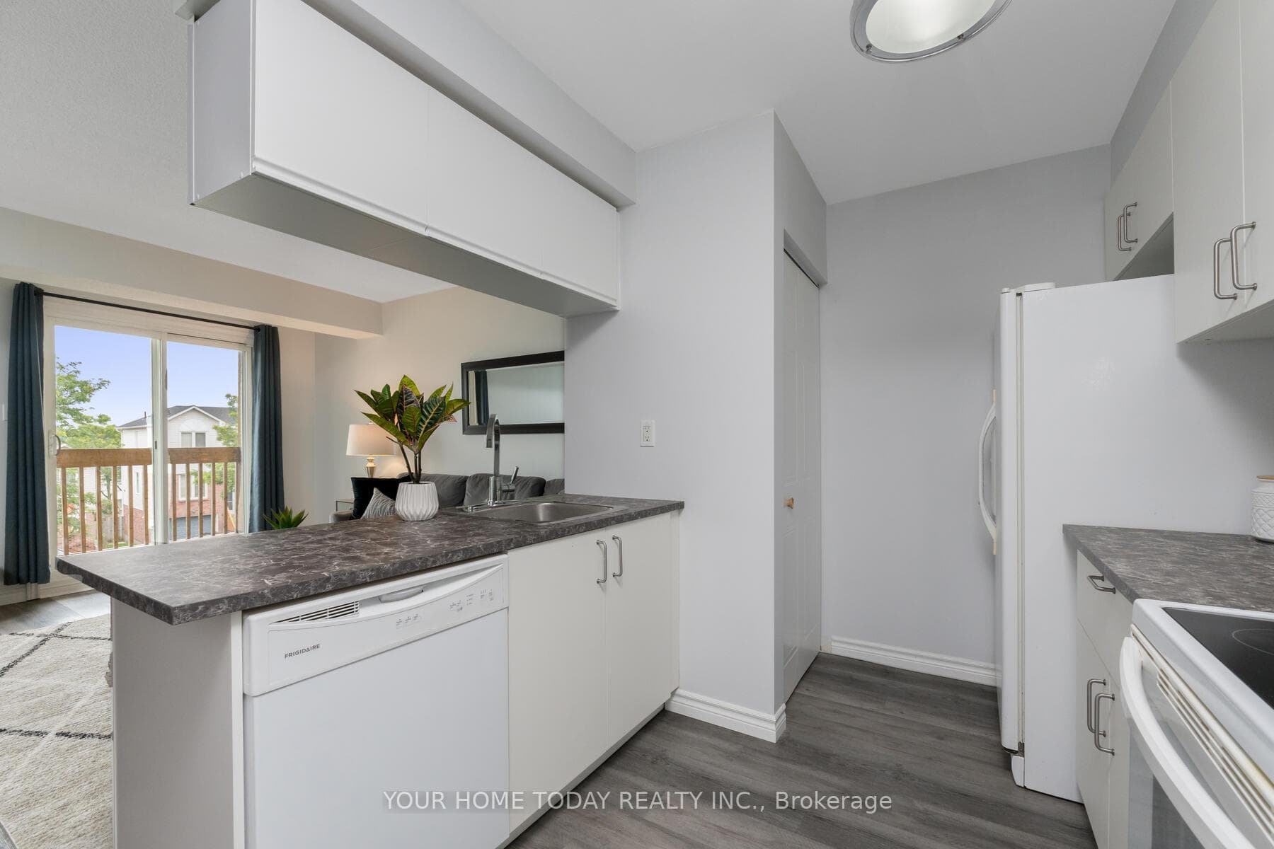 32A Stewart Maclaren Road photo 9
