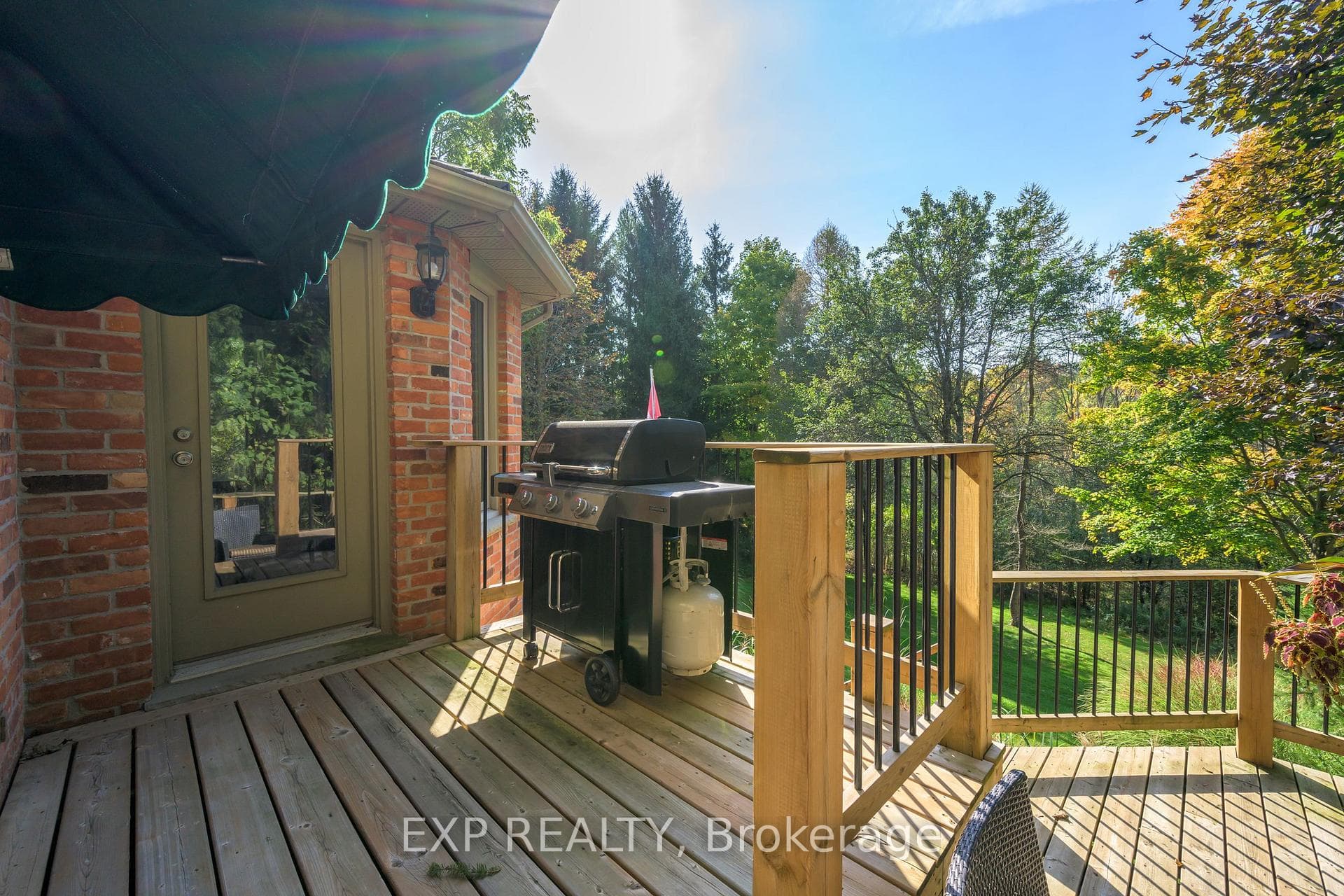 43 Glenridge Crescent photo 40