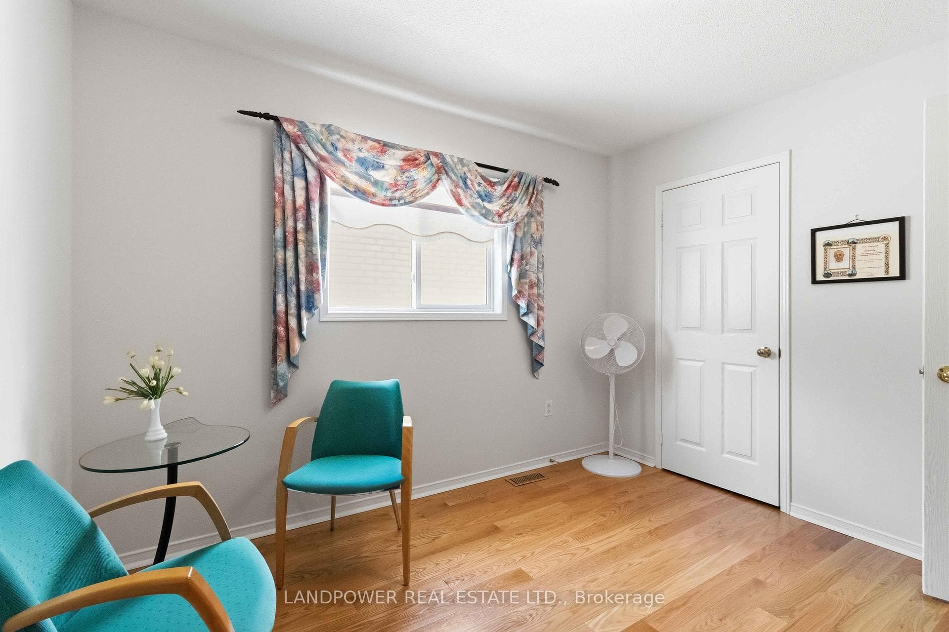 55 Garland Crescent photo 26
