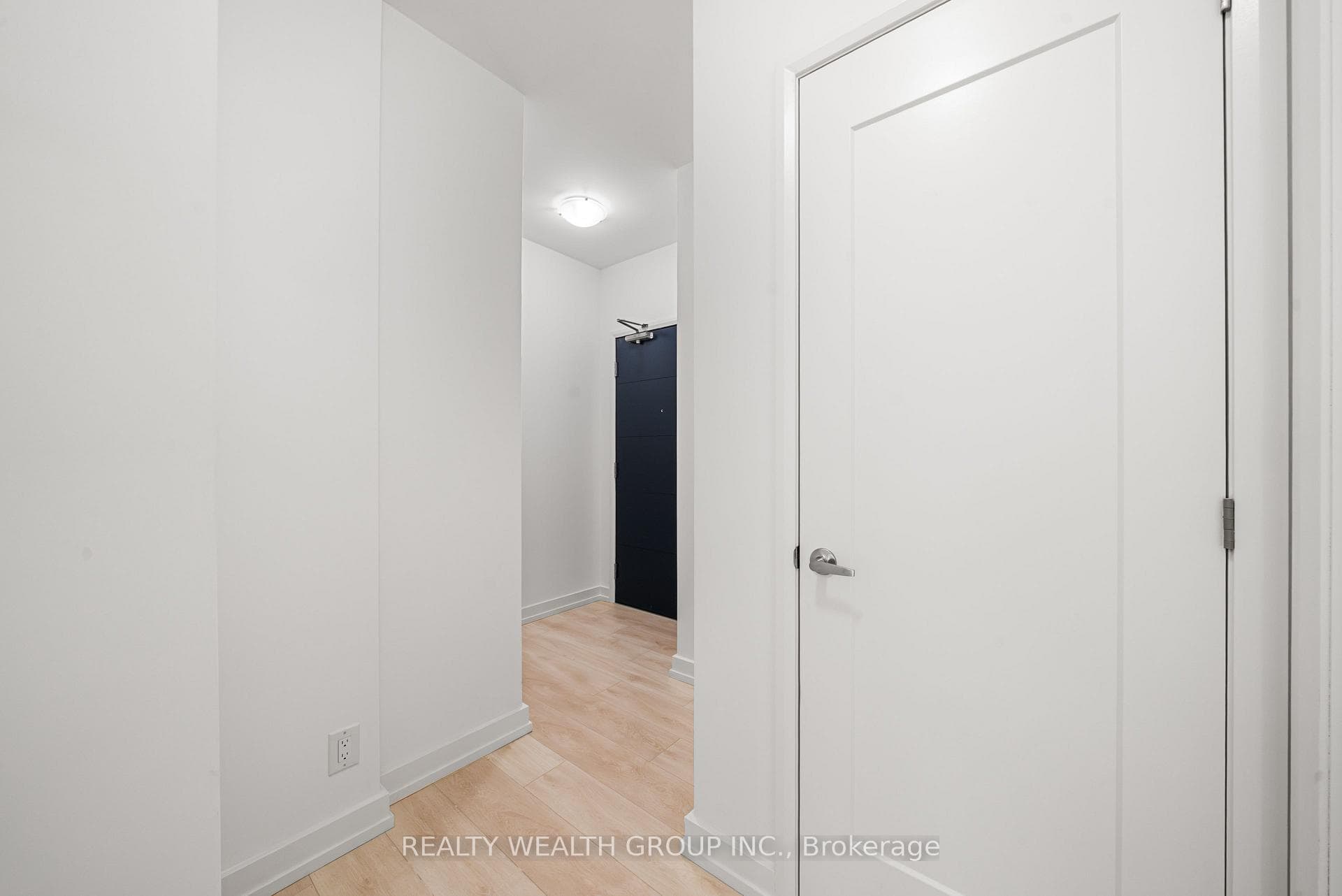 75 James Street Unit 1224 photo 13
