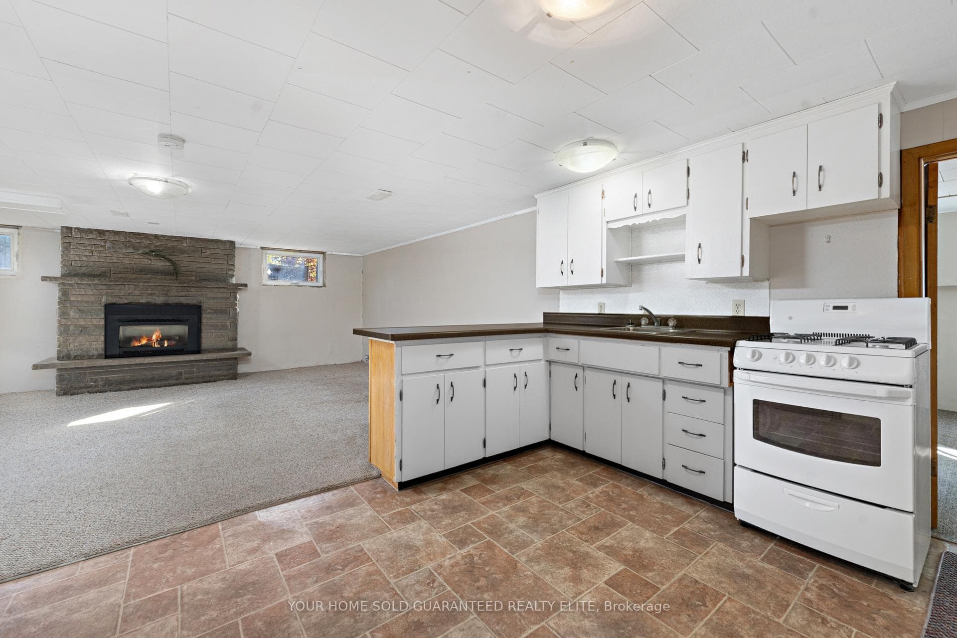 252 West Street photo 17