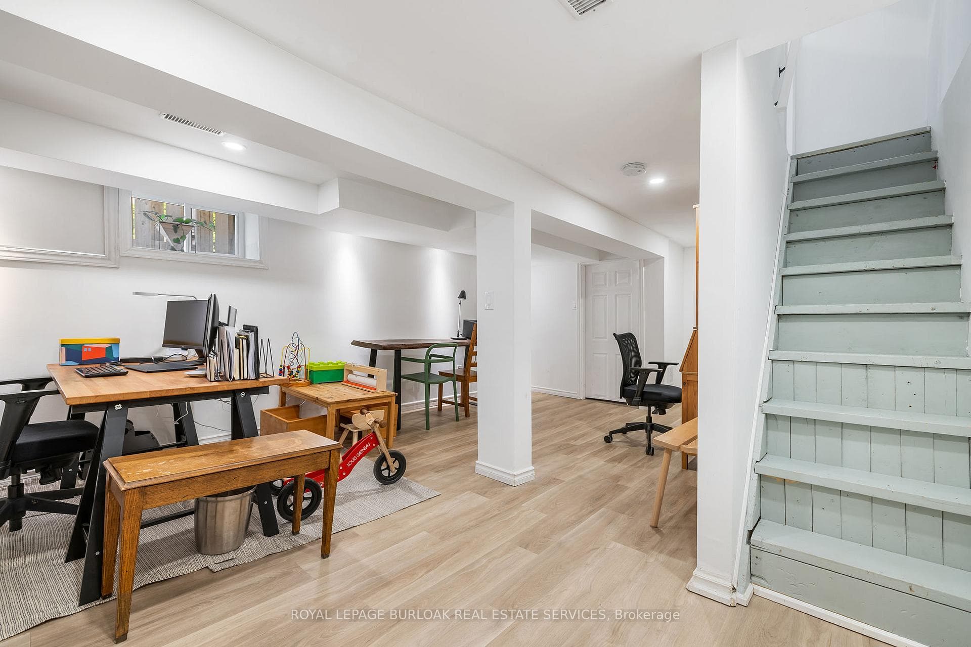 195 Wood Street photo 26