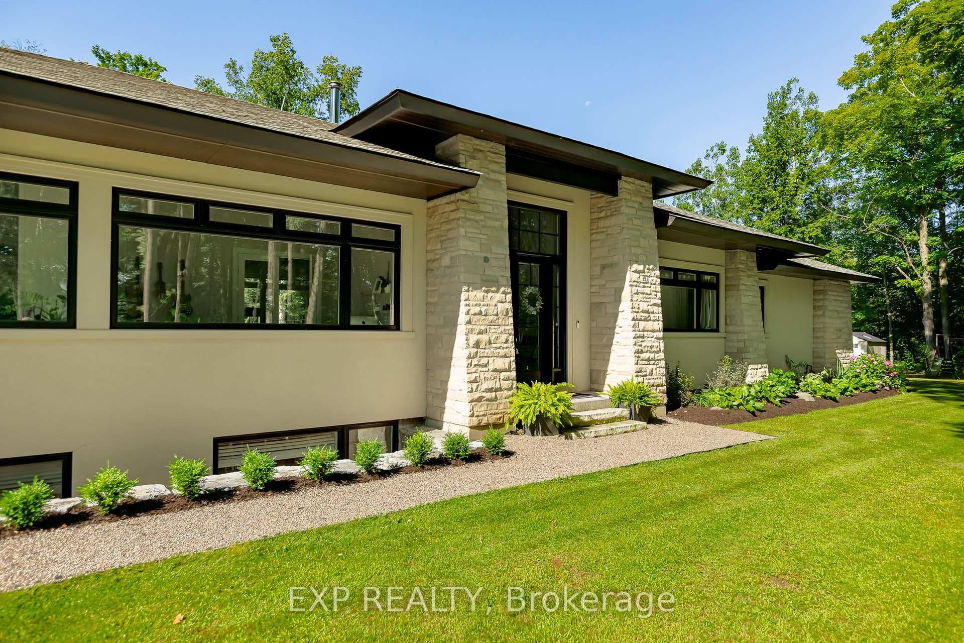 308286 Hockley Road photo 4