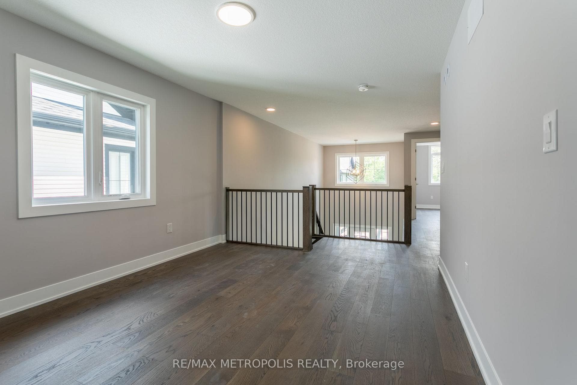 297 Whiting Street Unit 8 photo 23