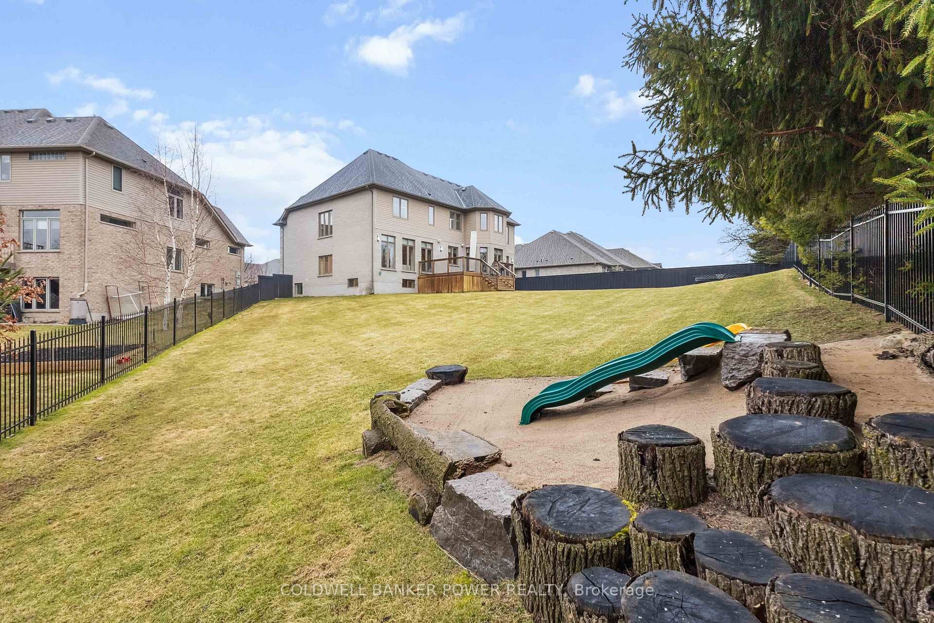 2493 GATENBY Street photo 43