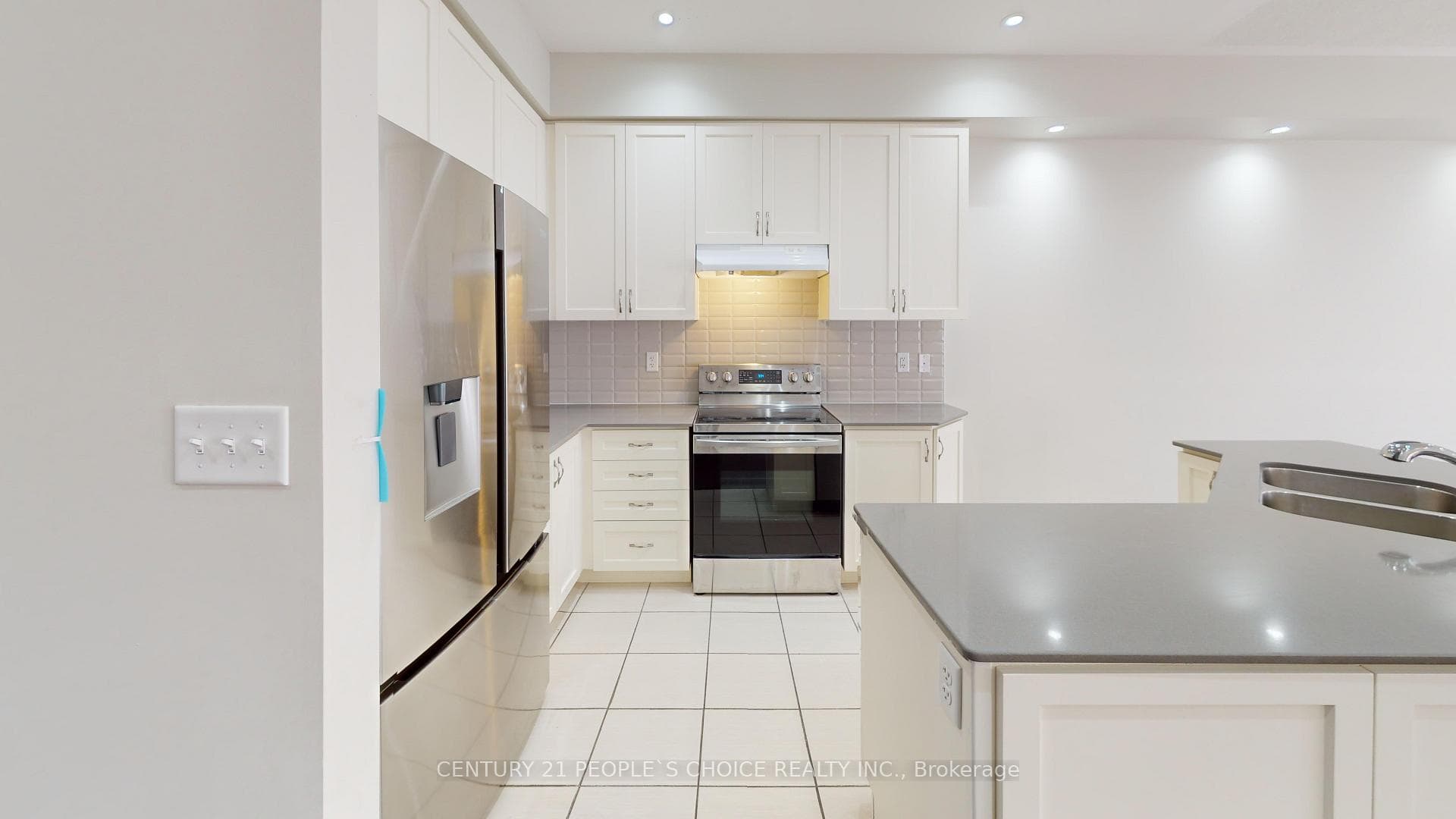 39 Pearman Crescent photo 7