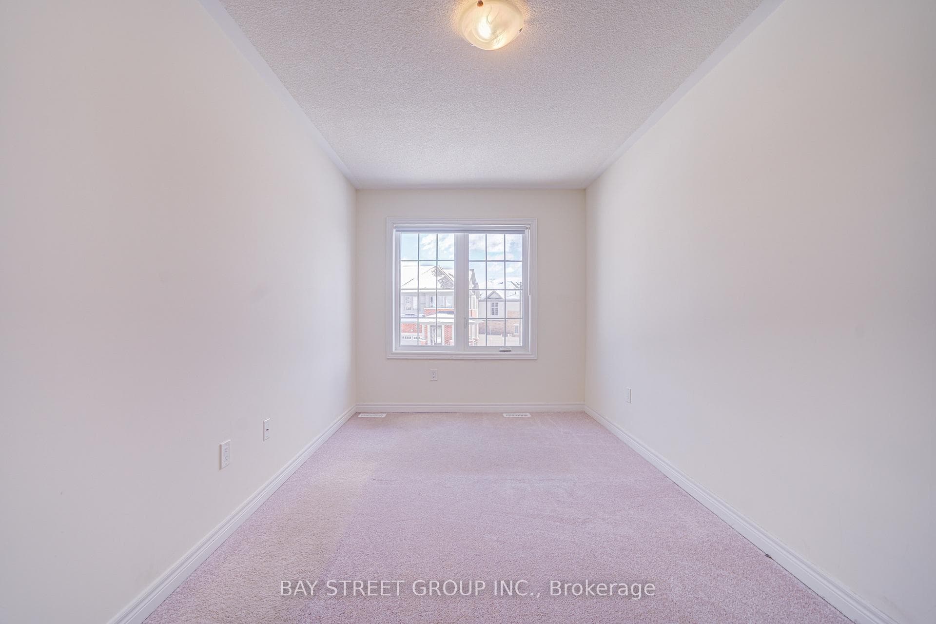 87 Bayardo Drive photo 37