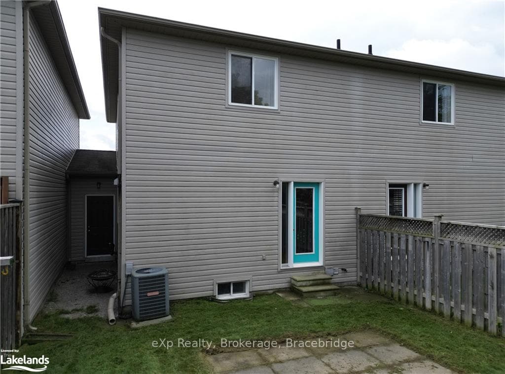 52 ADMIRAL Crescent photo 21