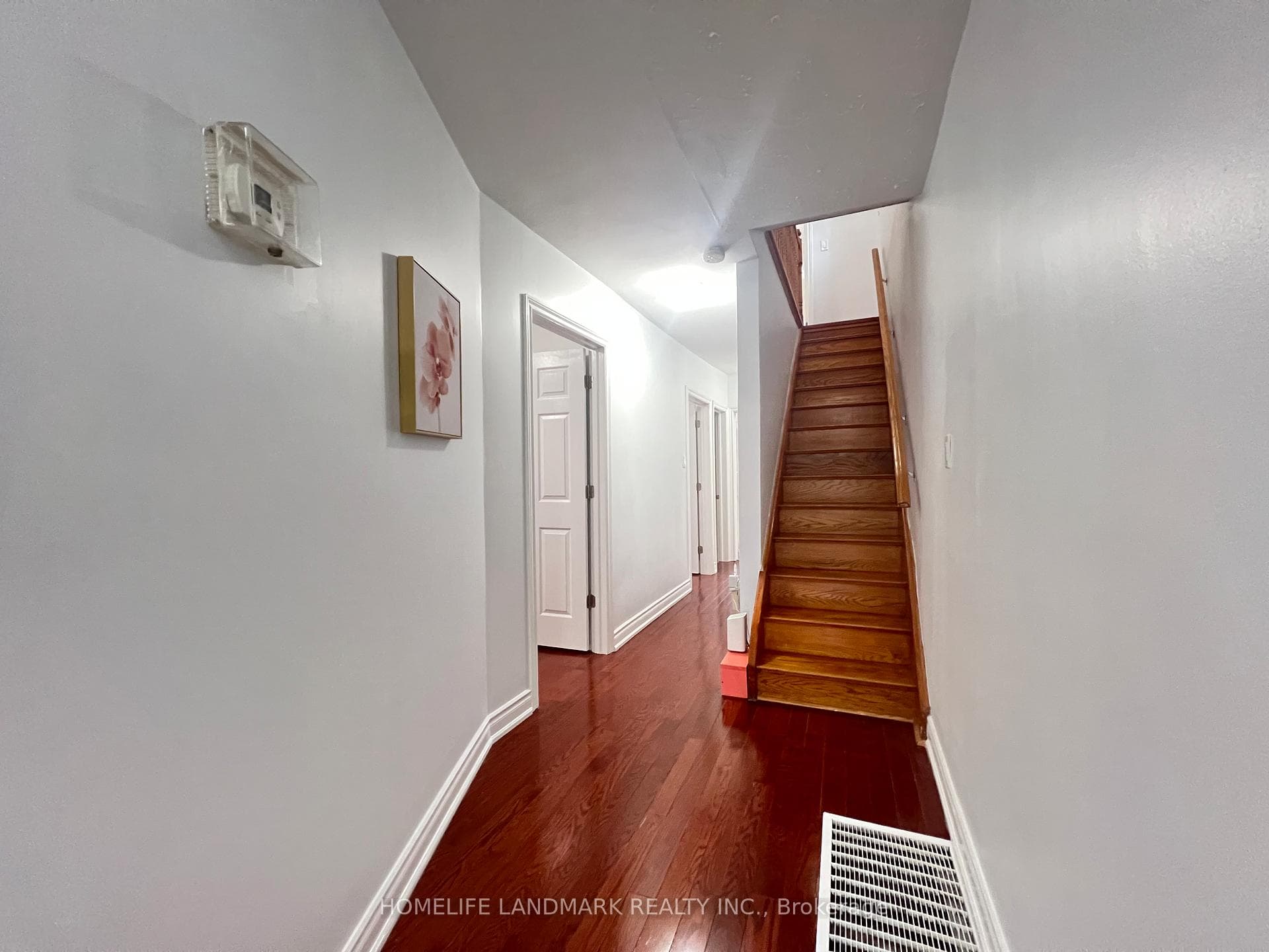 534 Saint Clarens Avenue photo 19