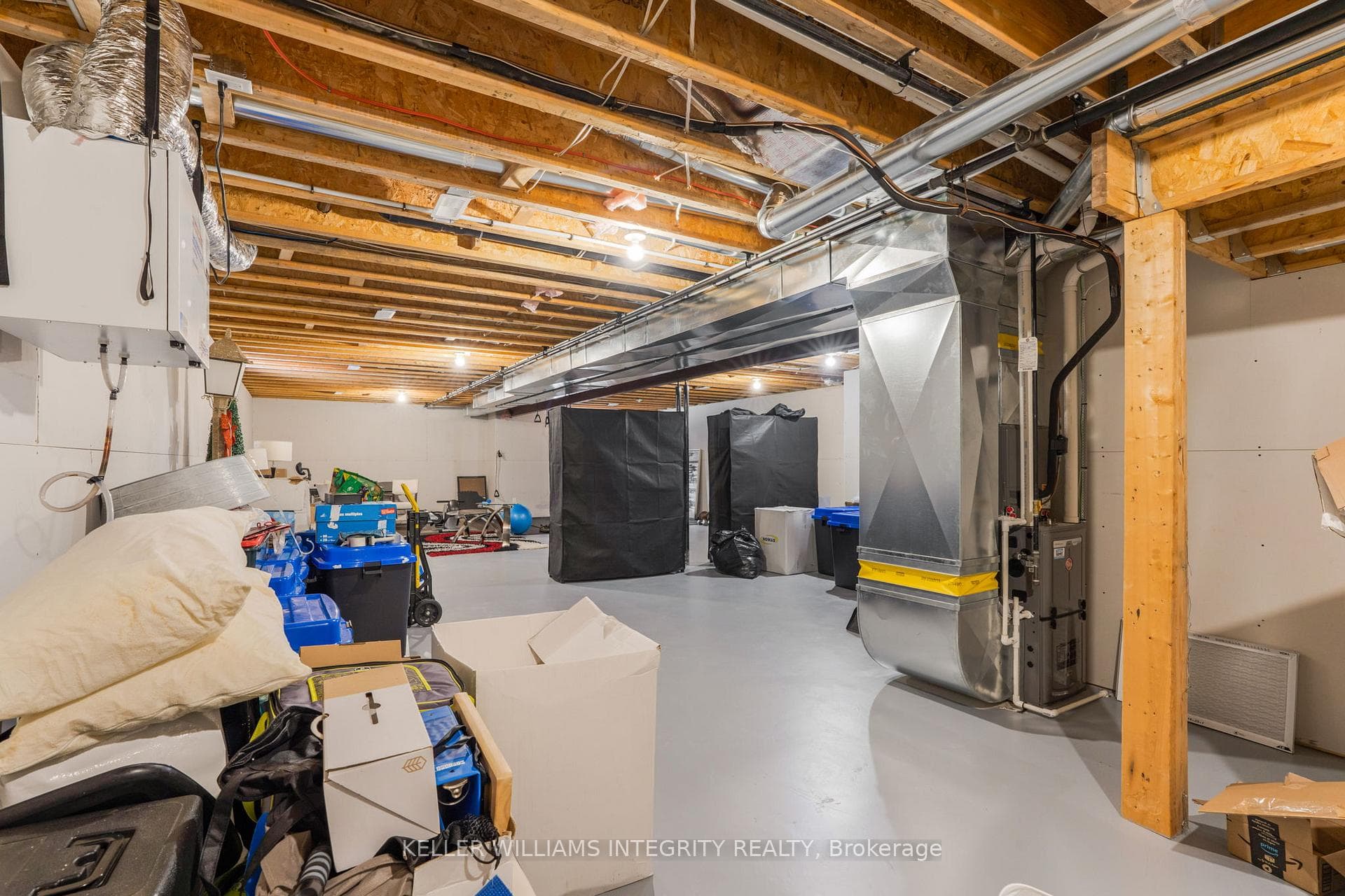 810 Namur Street photo 25