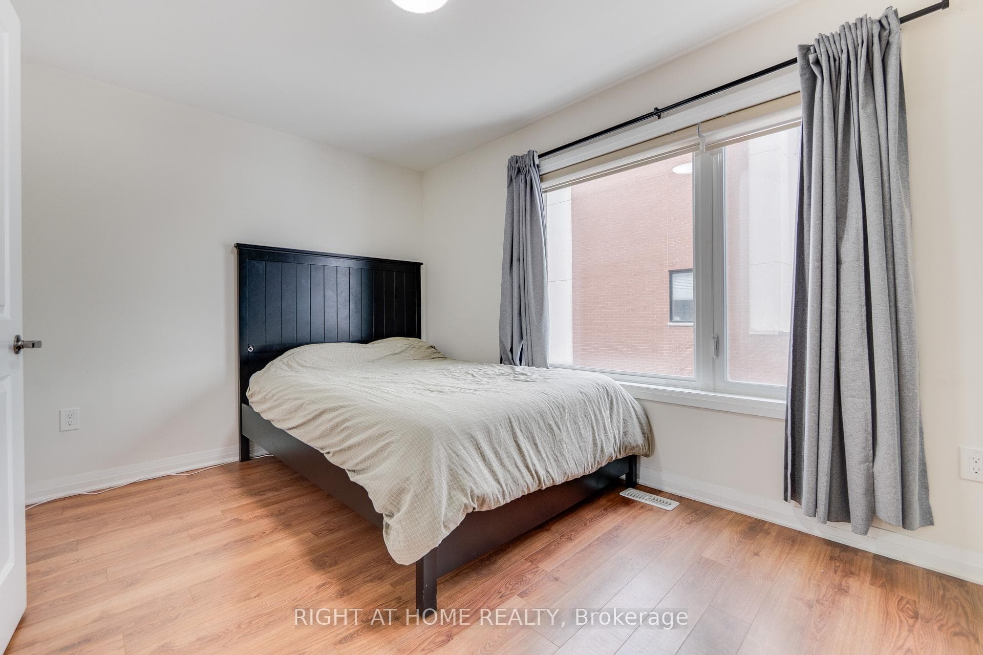 125 Stanley Greene Boulevard photo 14