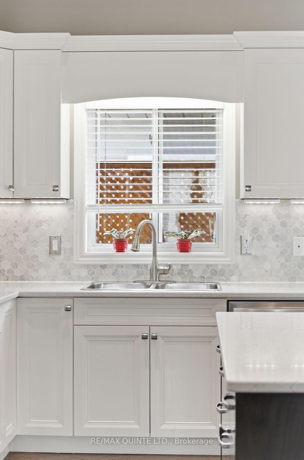 Tasteful and modern backsplash.