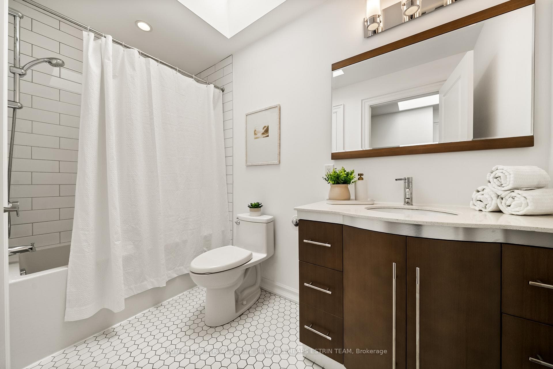 31 Sutherland Drive photo 21