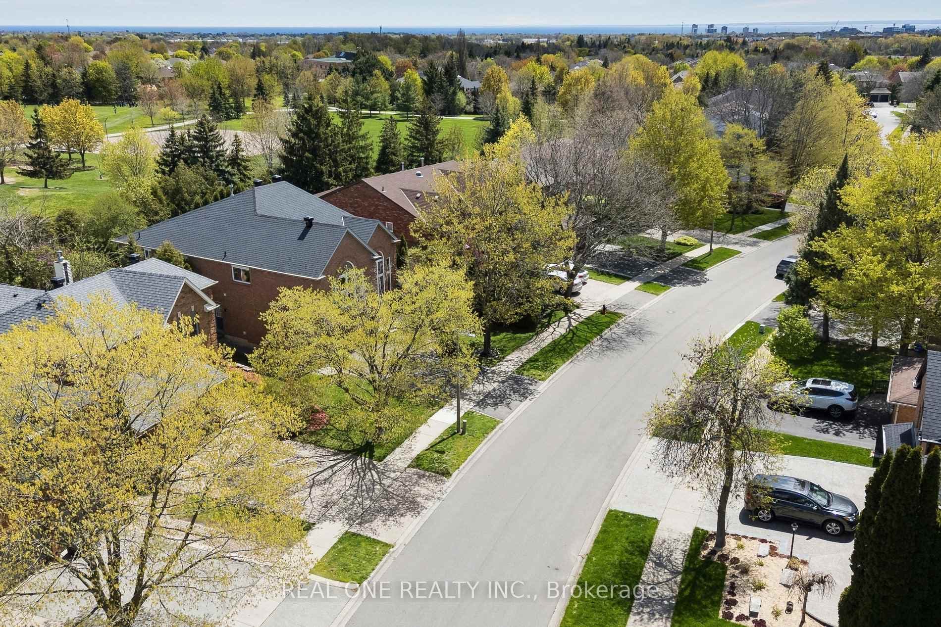 1395 Silversmith Drive photo 48