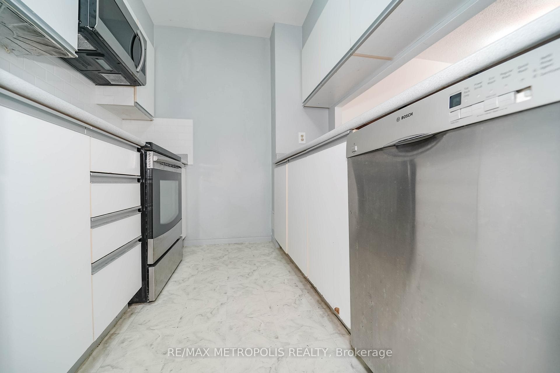 90 Dale Avenue Unit 502 photo 11