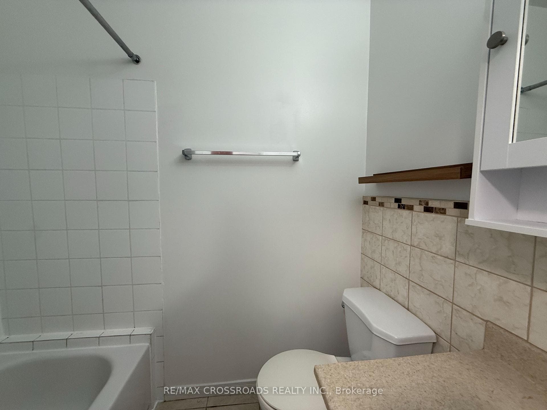 1191 Ellesmere Road Unit B1 photo 6