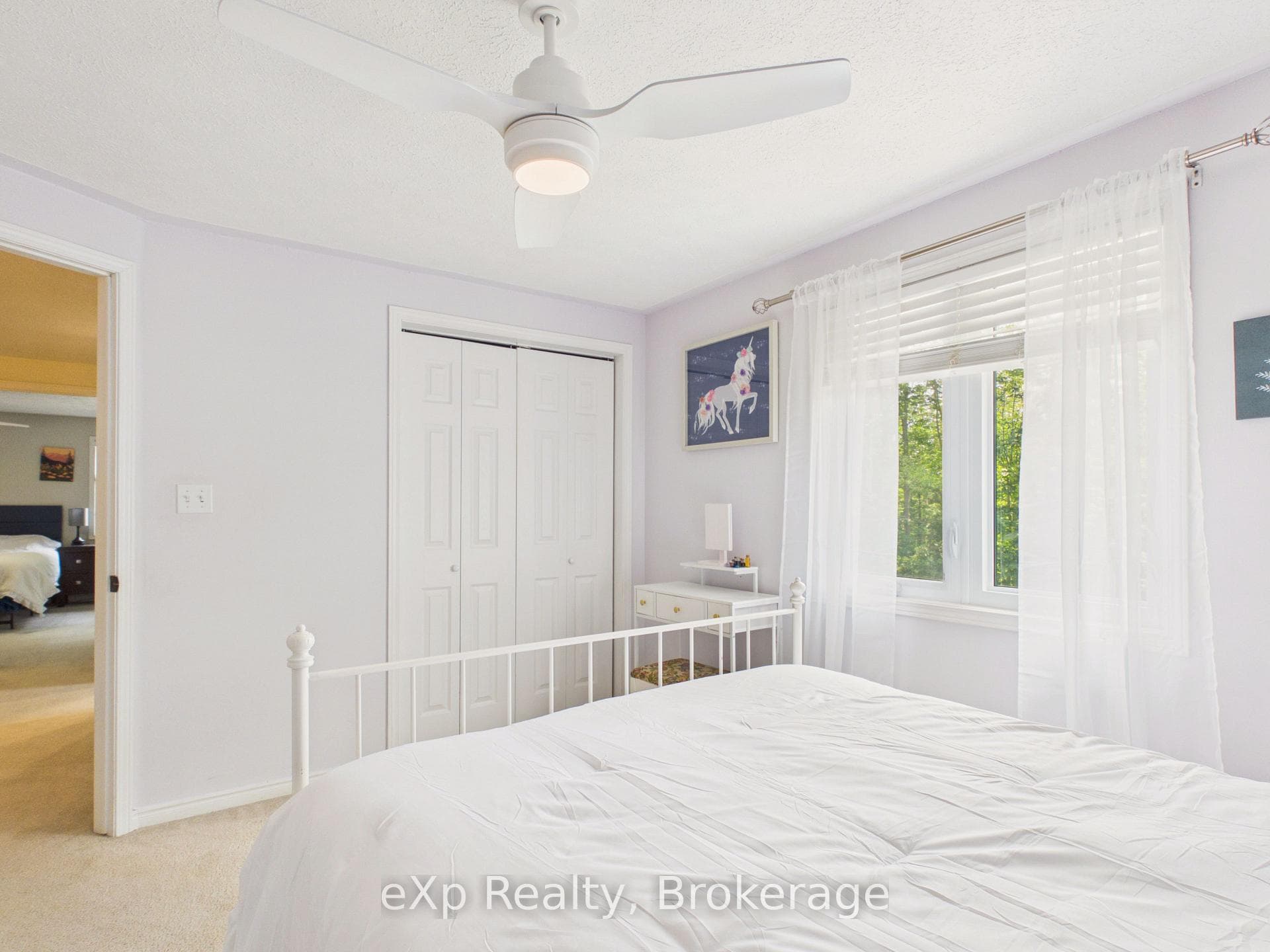 20 Highland Crescent photo 33