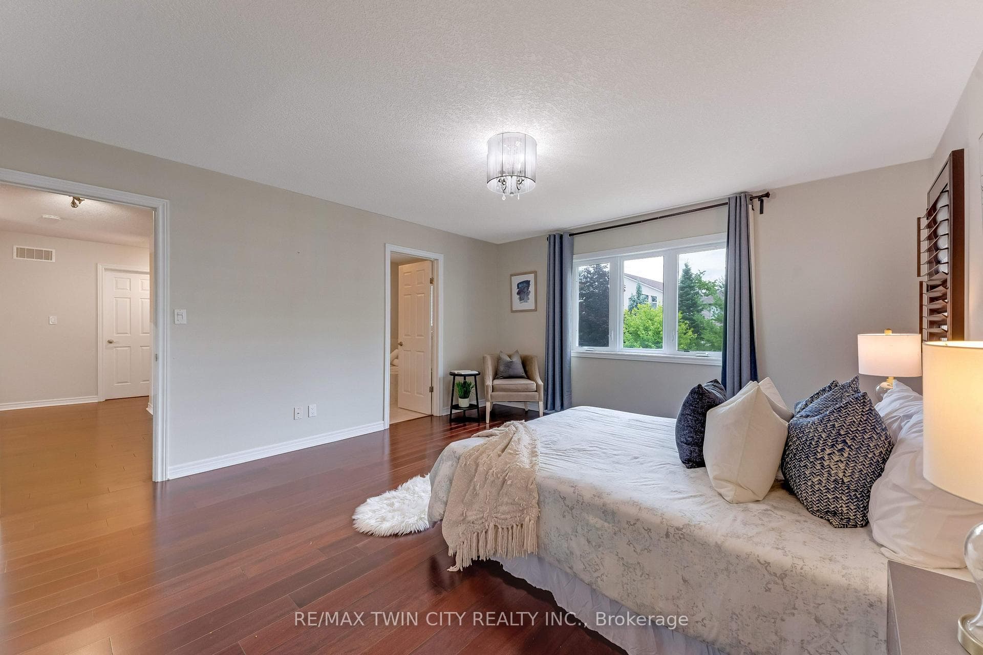 430 Kelso Drive photo 29