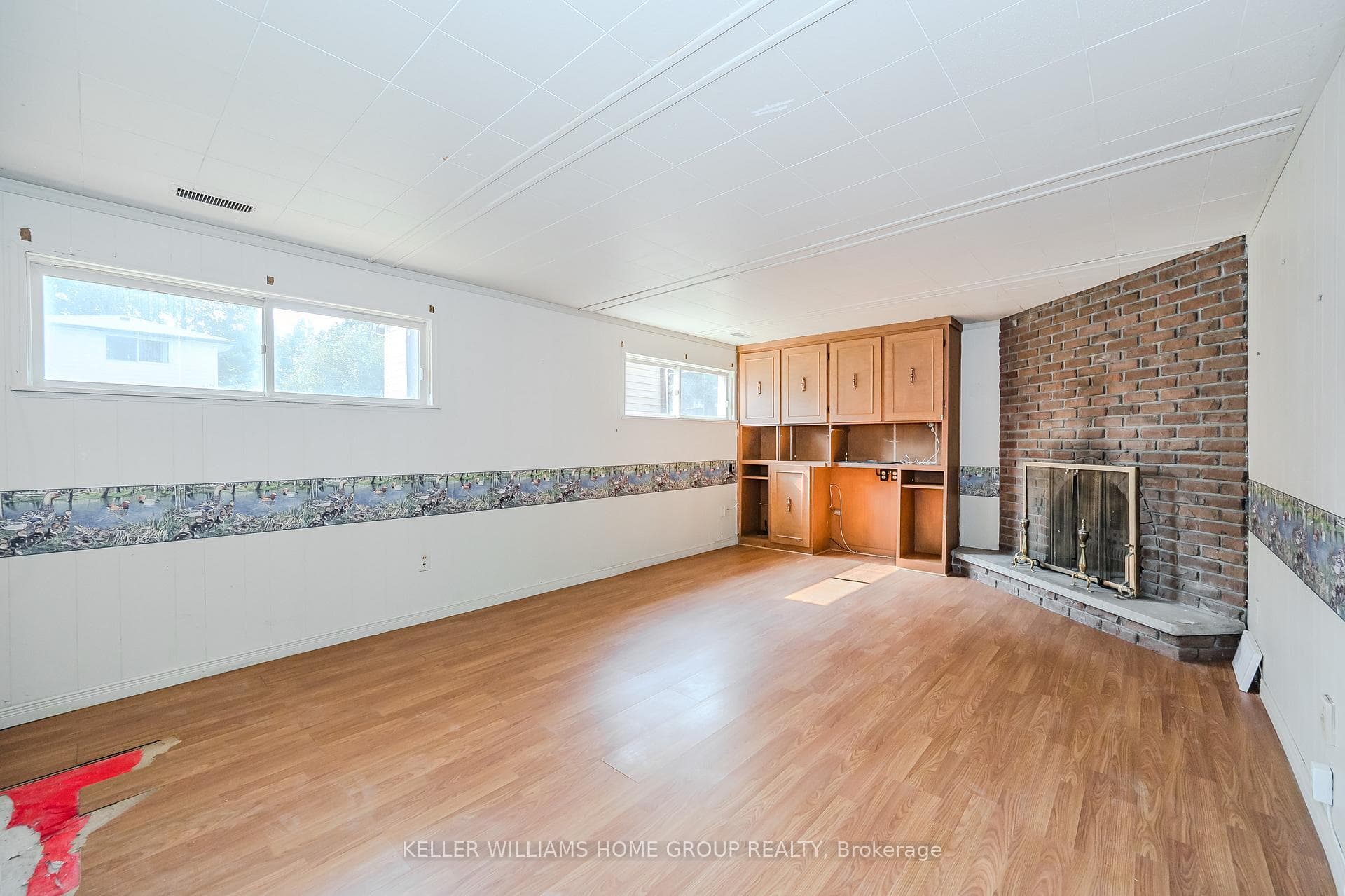 48 Brentwood Drive photo 28
