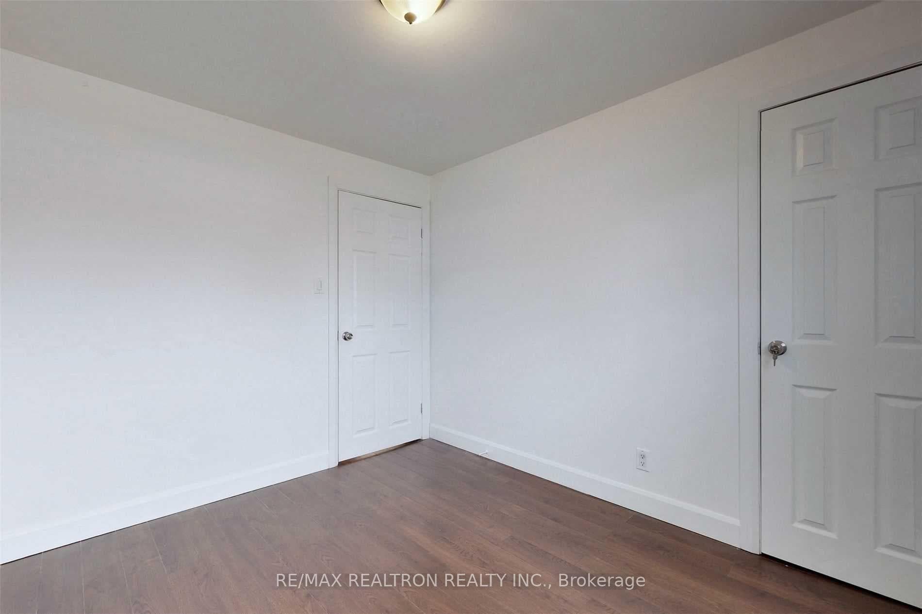 19 RICHARDSON Drive photo 13