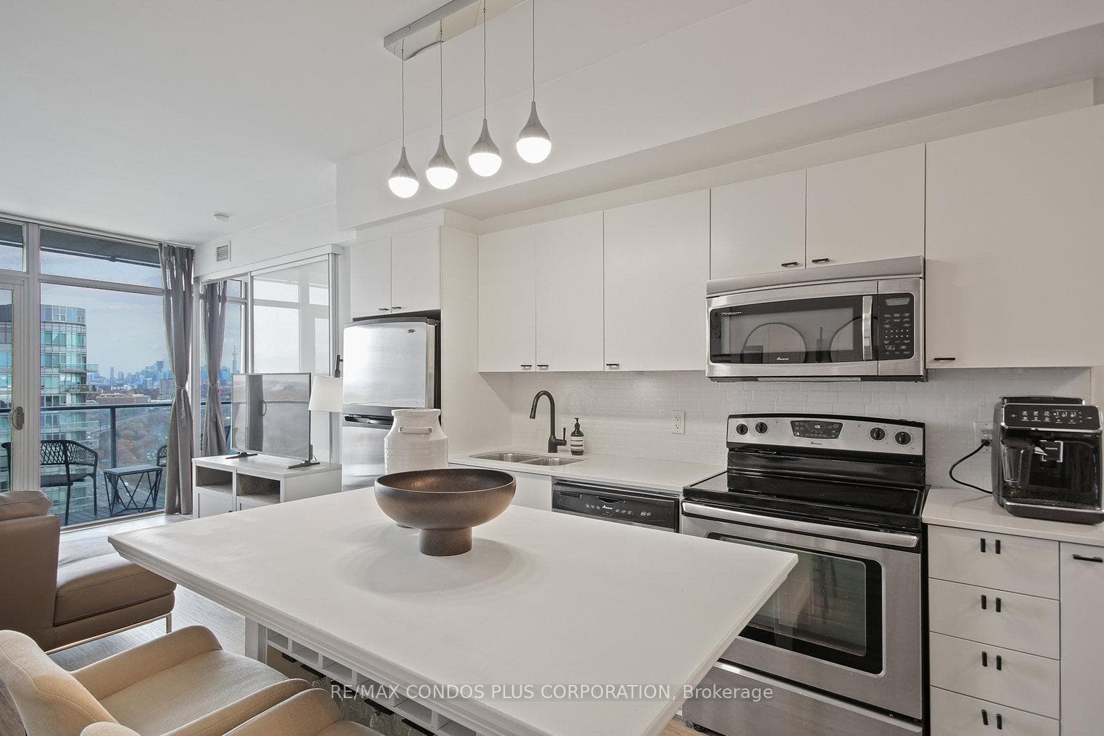 103 The Queensway N/A Unit 2614 photo 7