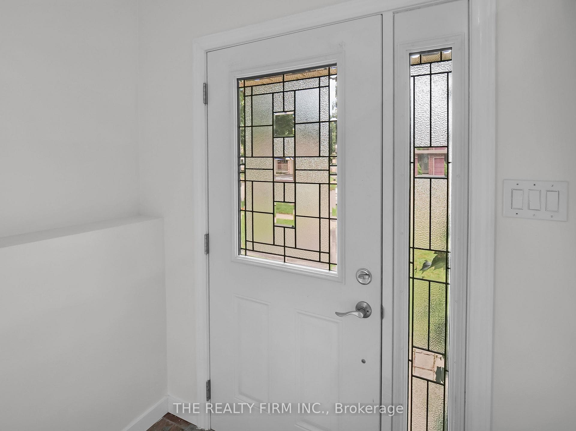 114 Saddy Avenue photo 4