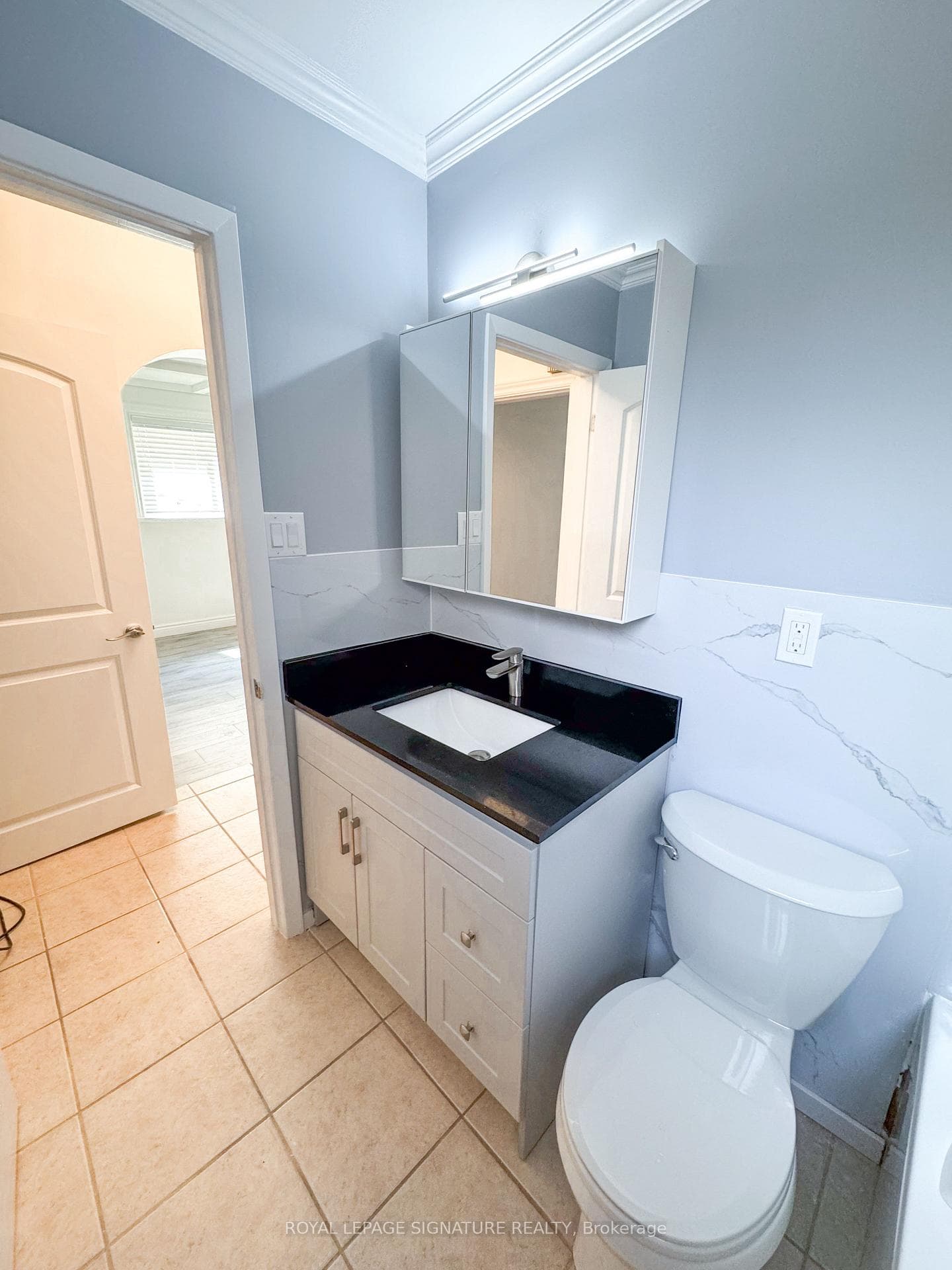 133 Cavell Avenue Unit Main photo 23