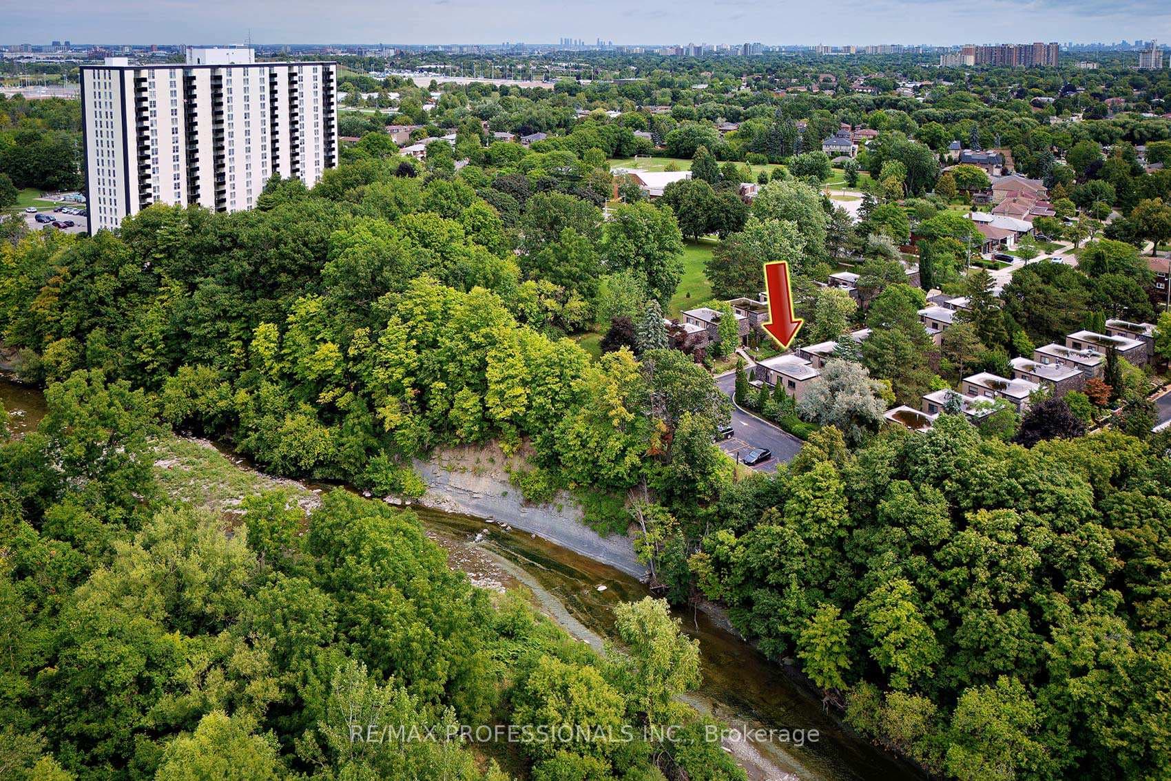 15 Raintree Path photo 33