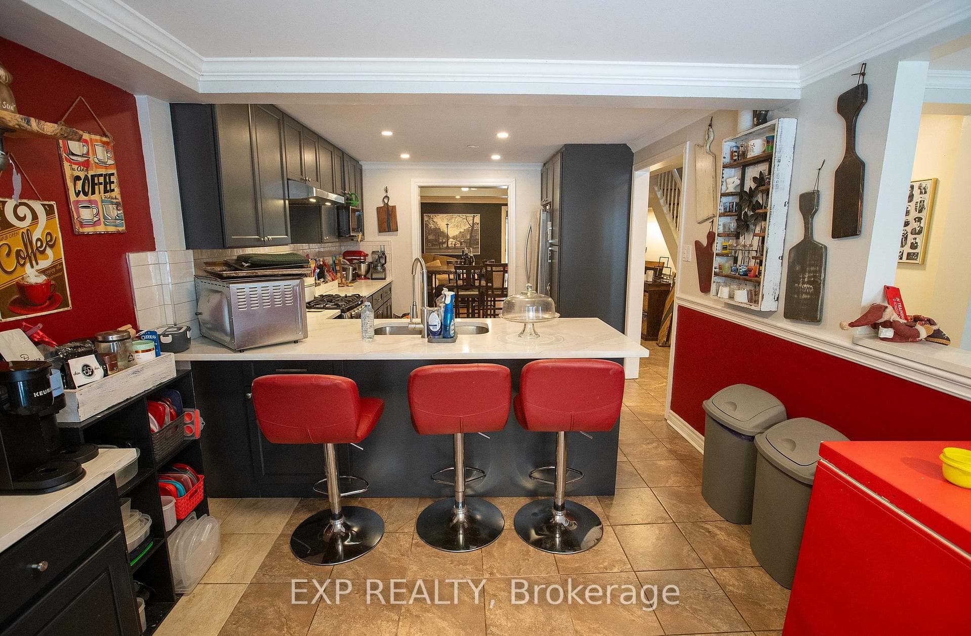 1108 Grenoble Crescent photo 7