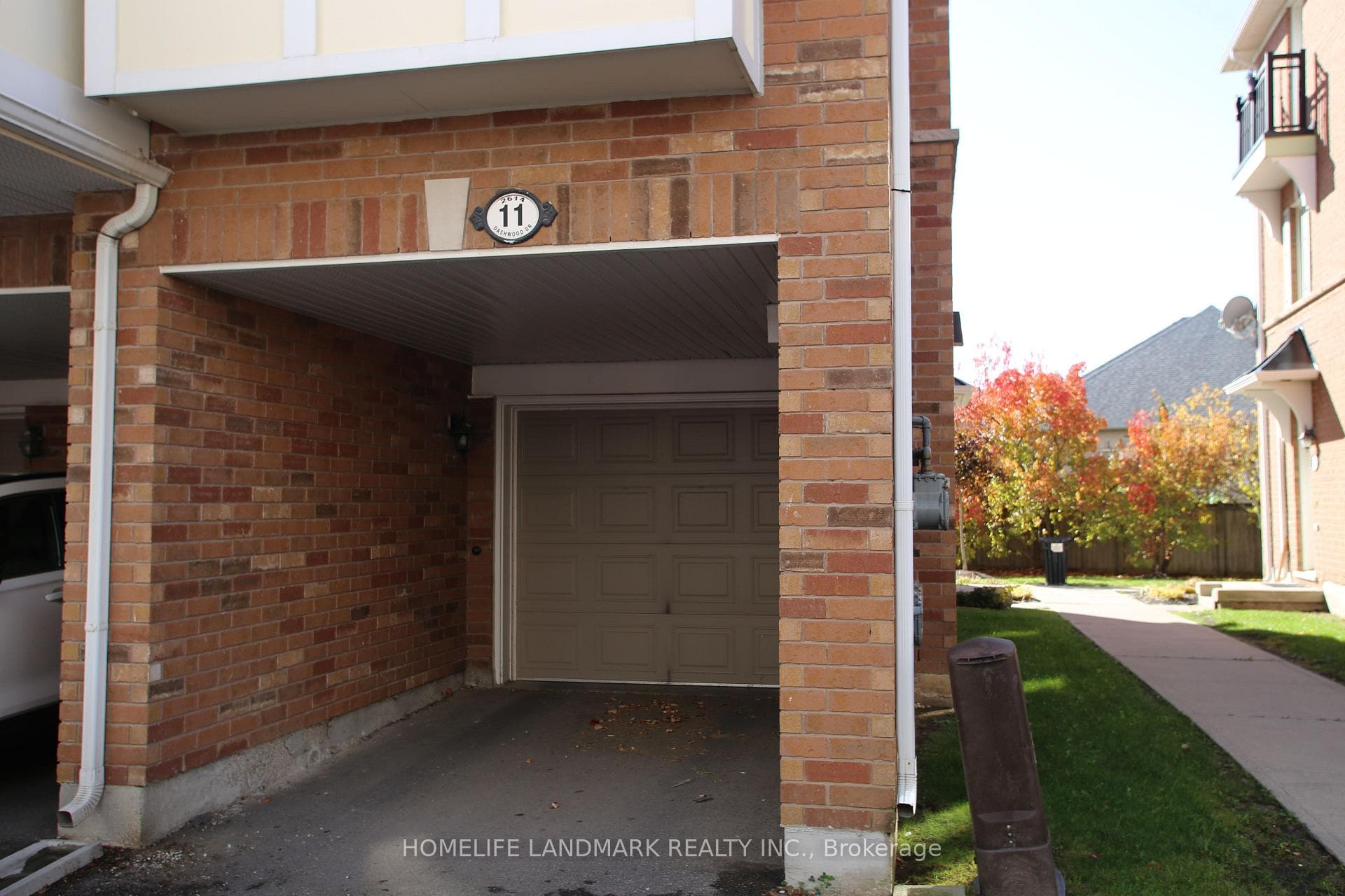 2614 Dashwood Drive Unit 11 photo 35