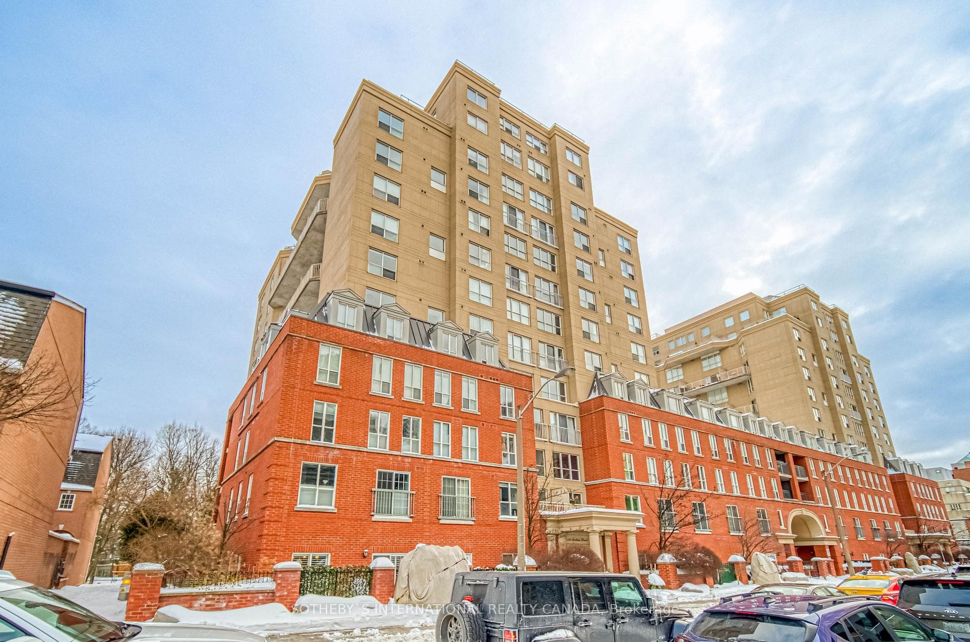 139 Merton Street Unit 840 photo 3