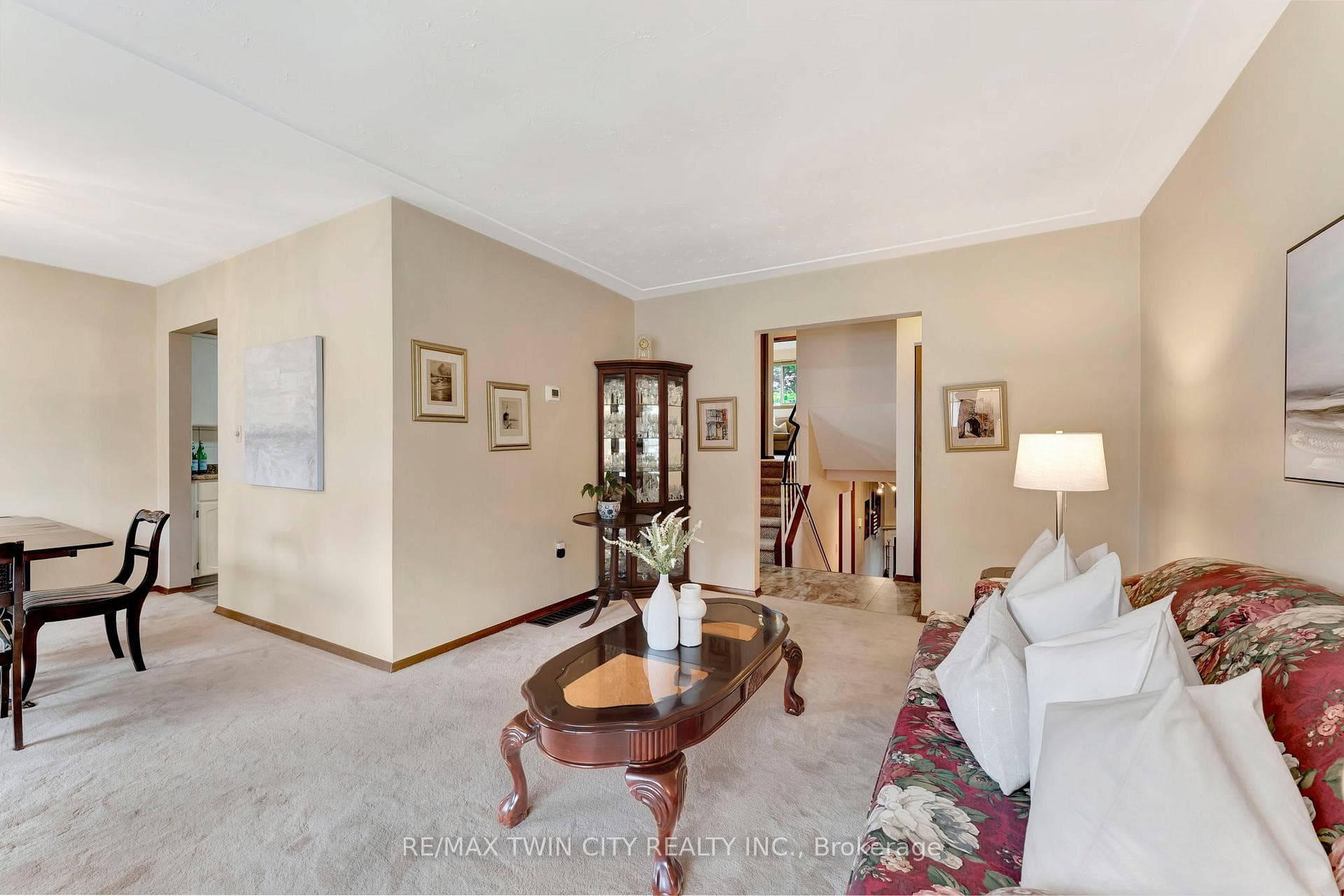 188 Abbott Place photo 7