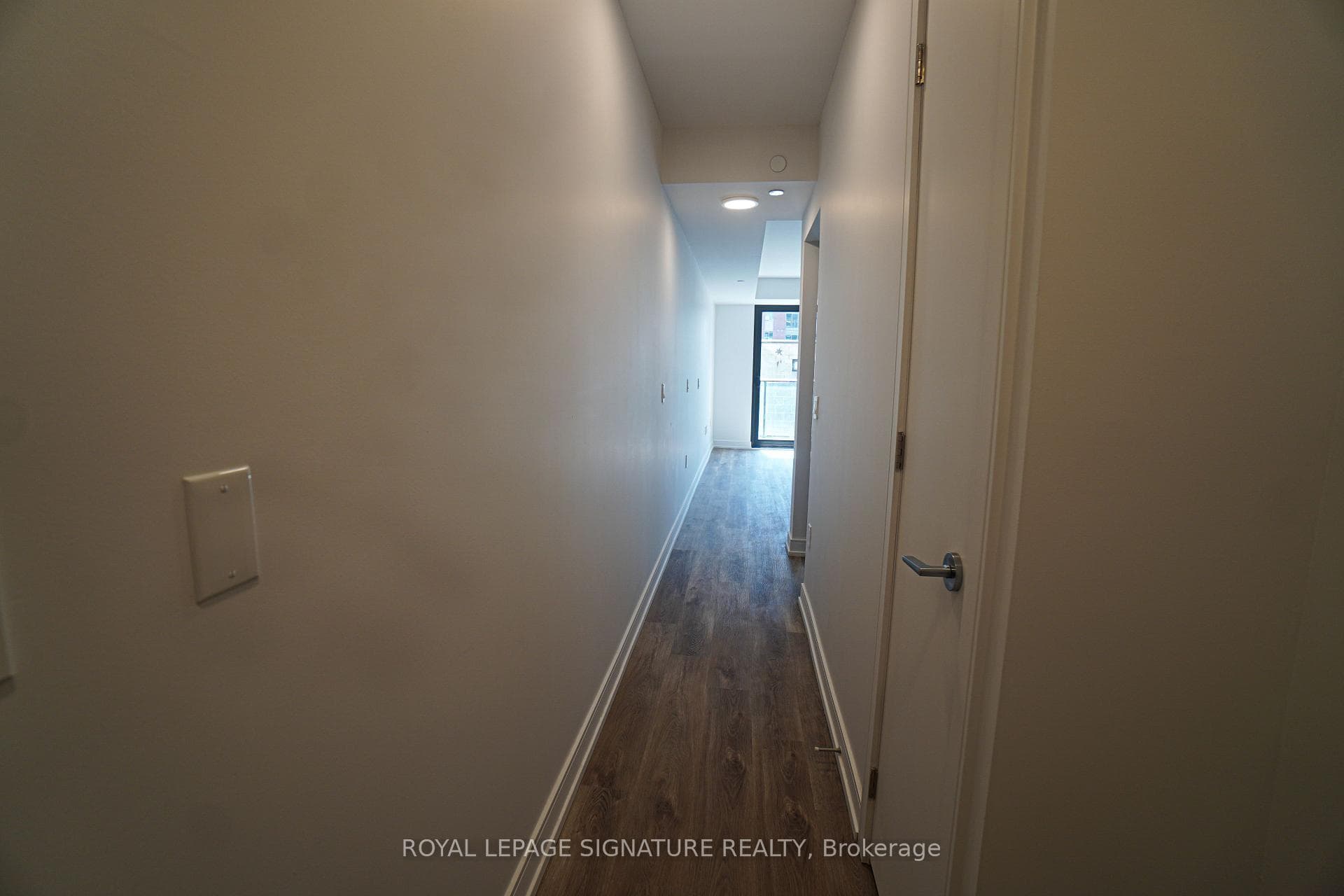 1 Jarvis Street Unit 404 photo 5
