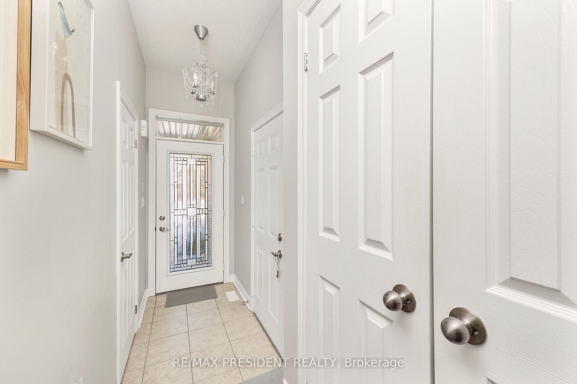 7 Aspenview Avenue photo 4