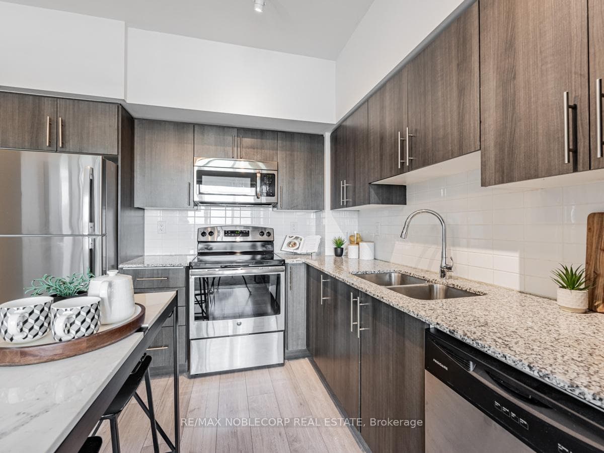 1215 BAYLY Street Unit 1401 photo 8