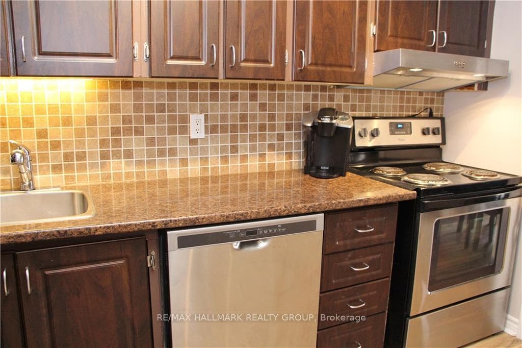 14 Sweetbriar Circle Unit 4 photo 10