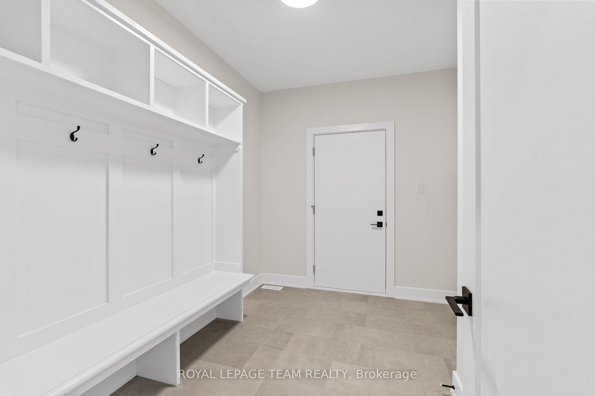 Similar model image; builder variations possible.
