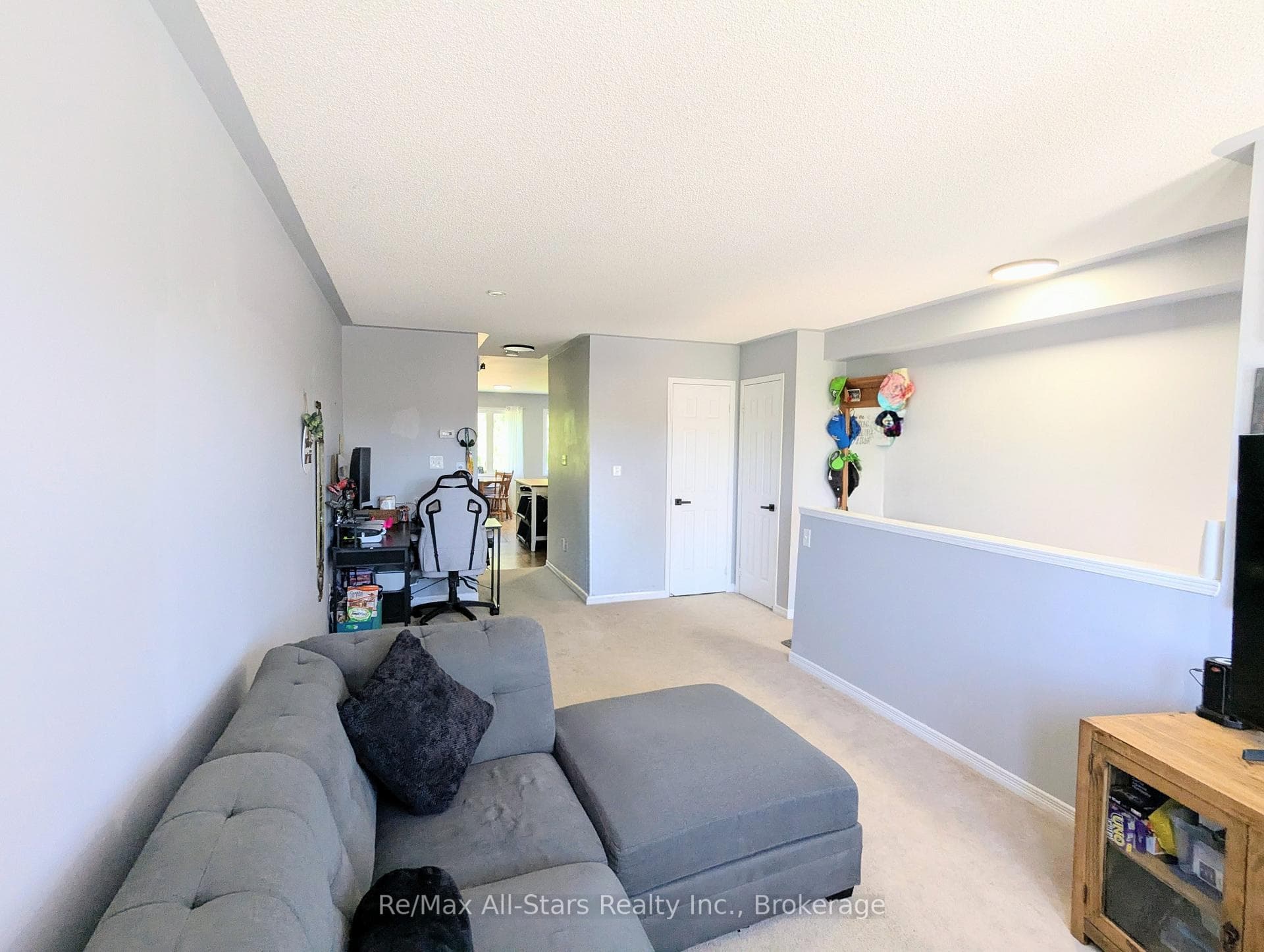 67 Brookside Street photo 8