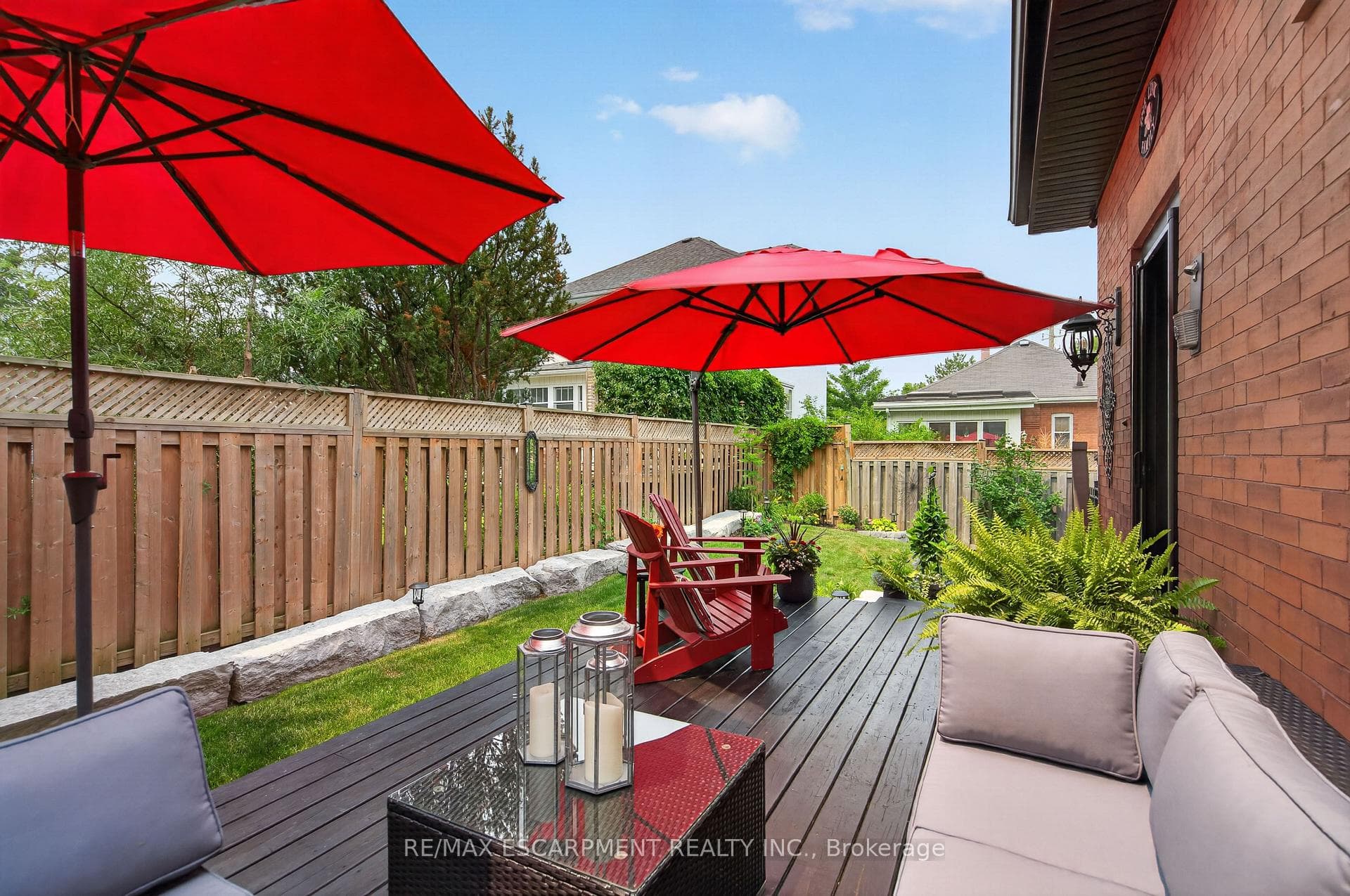 122 Stuart Street photo 31