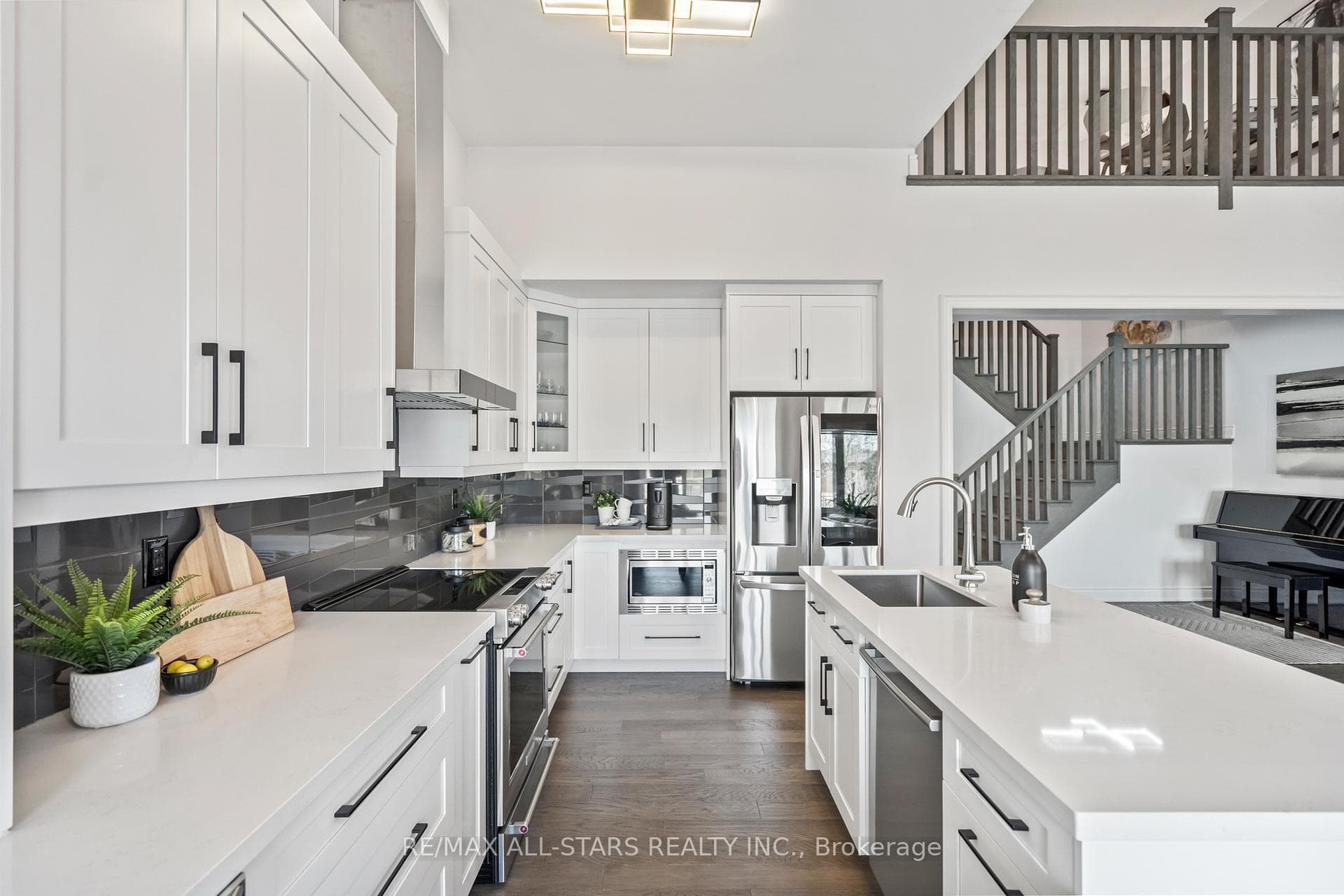 13 Ballinger Way photo 12