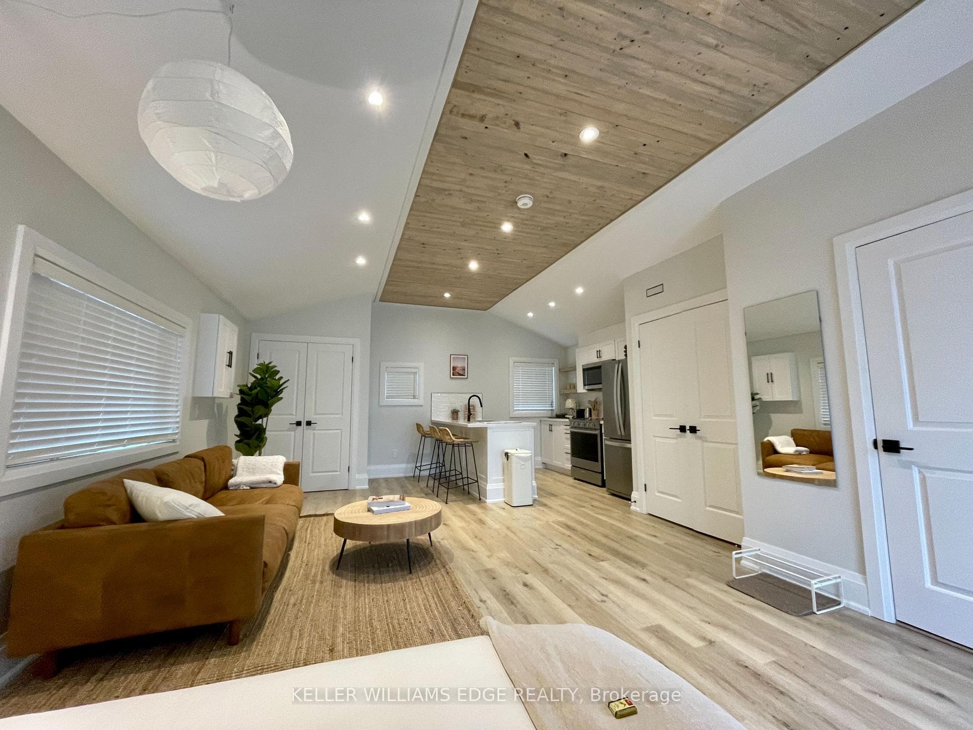 380 Melvin Avenue Unit 3 photo 13