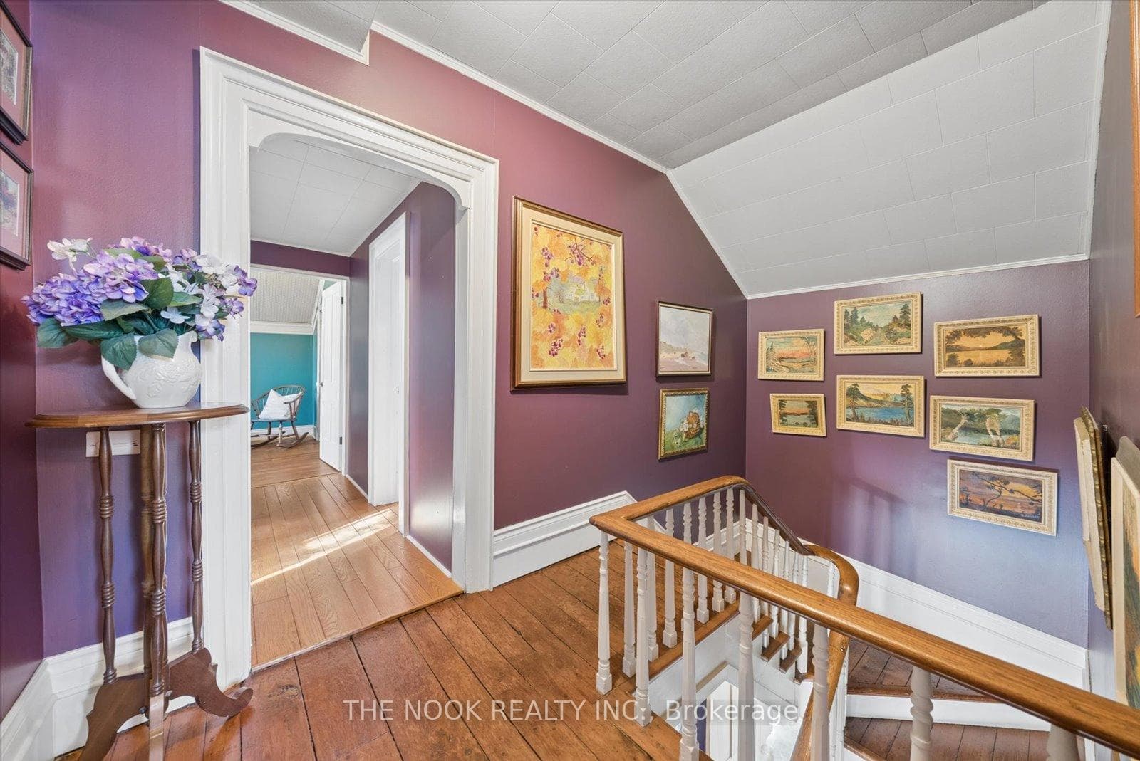 15212 Simcoe Street photo 11