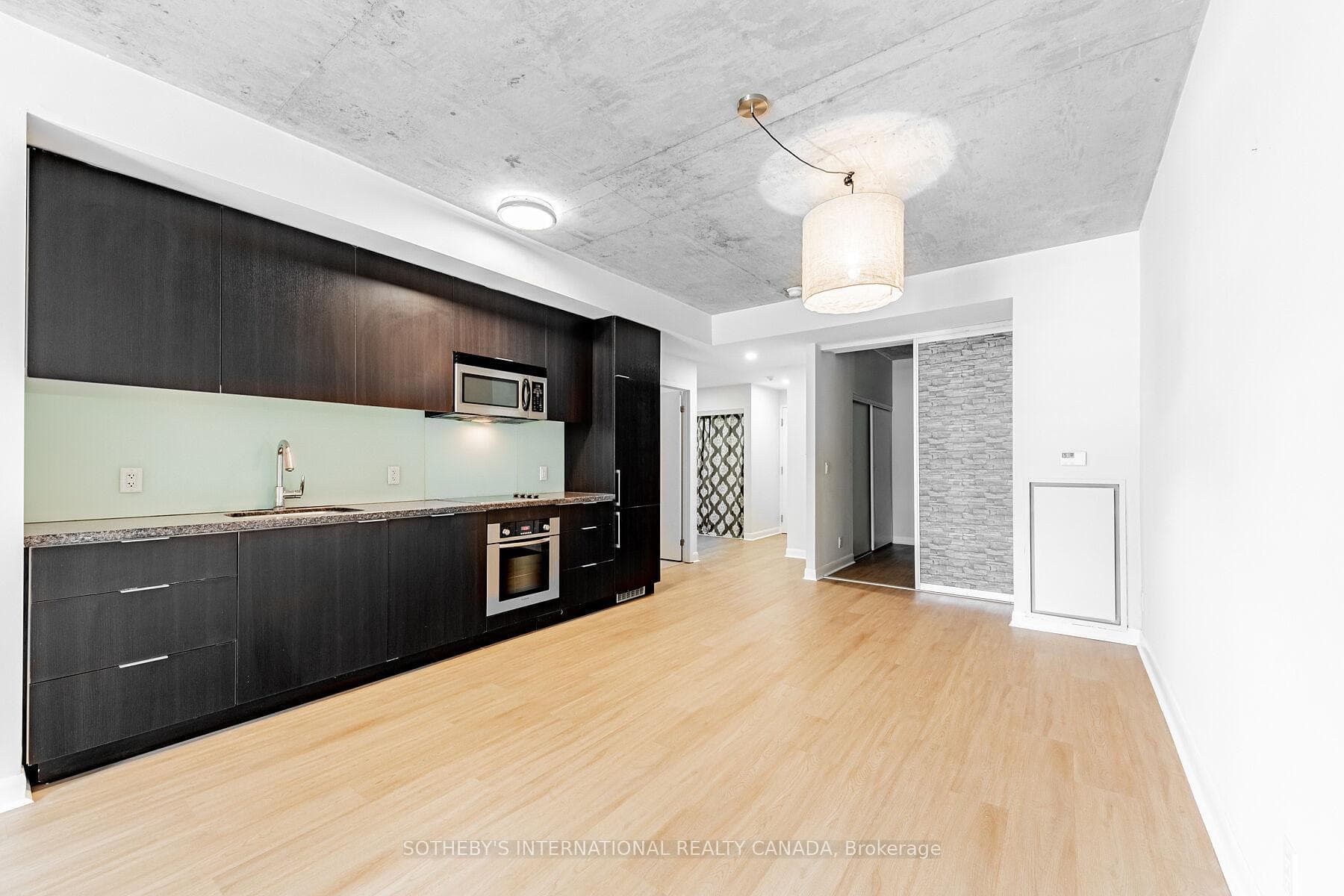 478 King Street Unit 609 photo 13