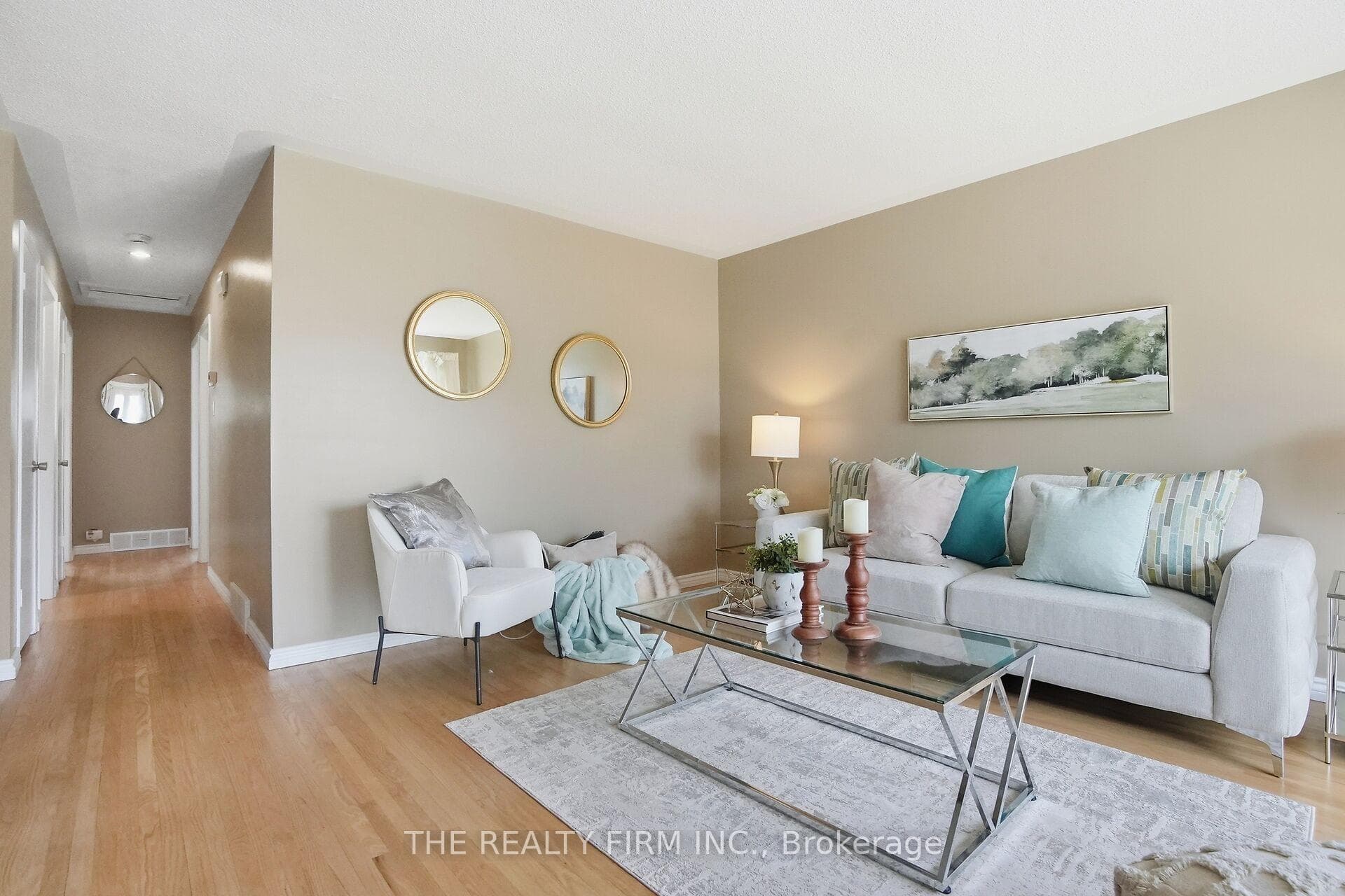 52 Clifton Crescent photo 9